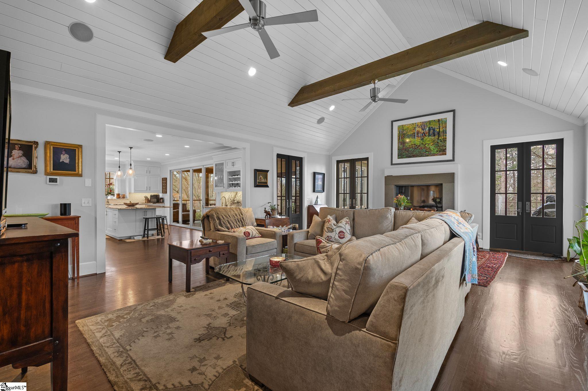 property viewer photo 11