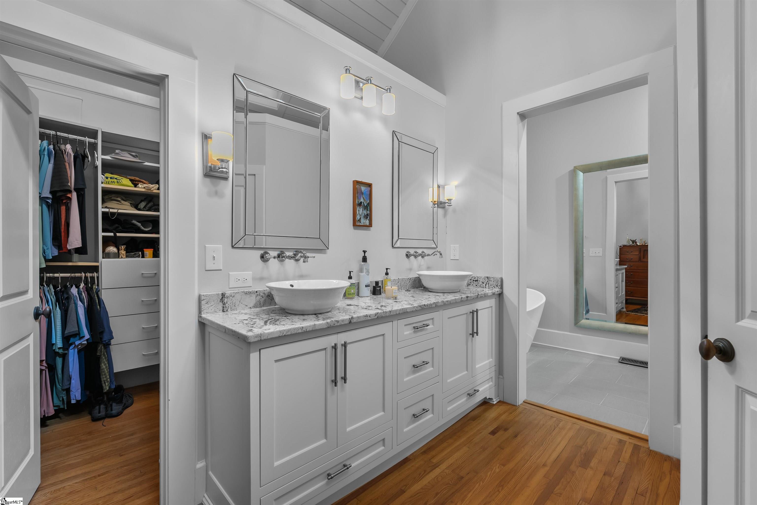 property viewer photo 28