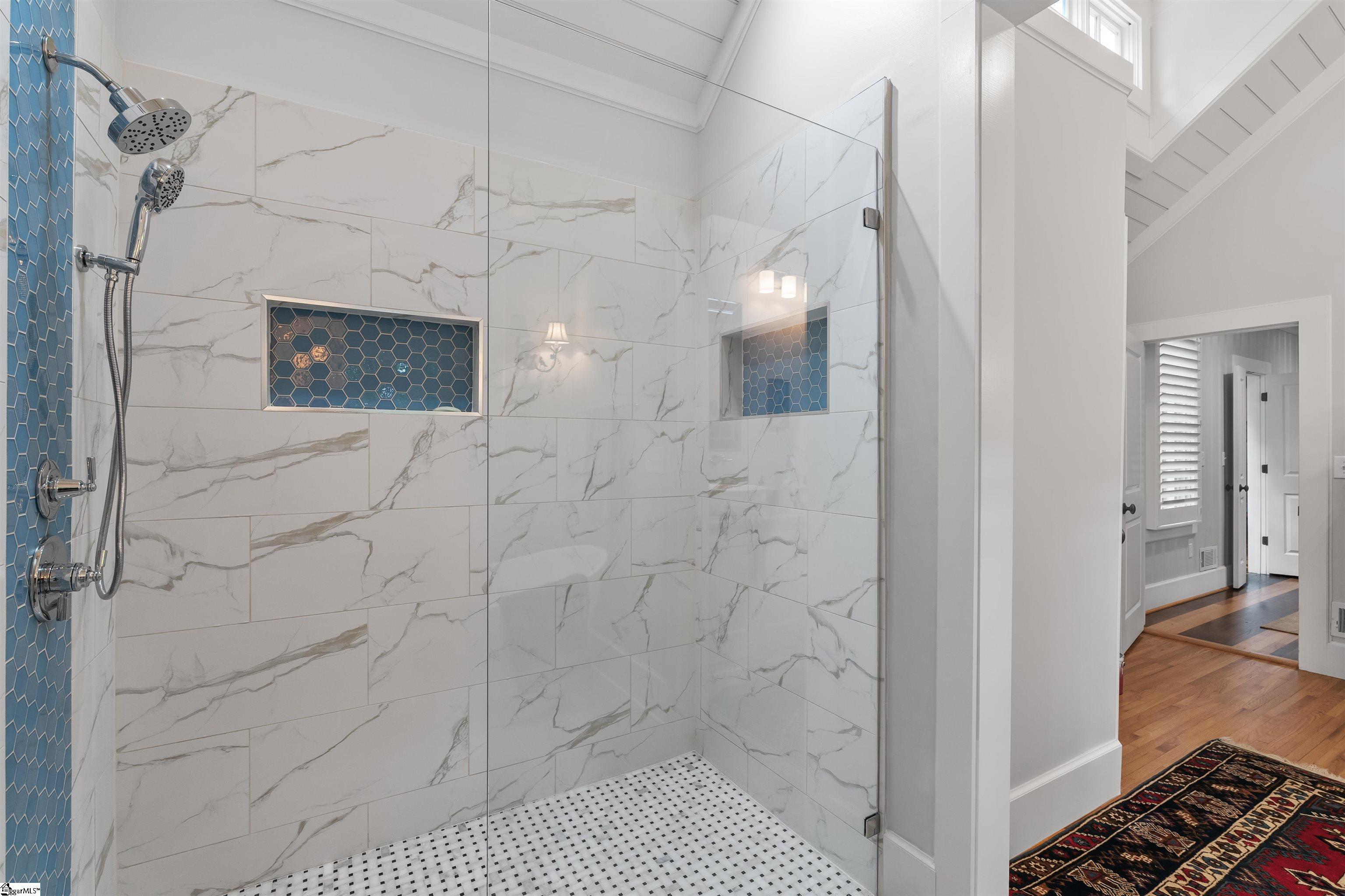 property viewer photo 30