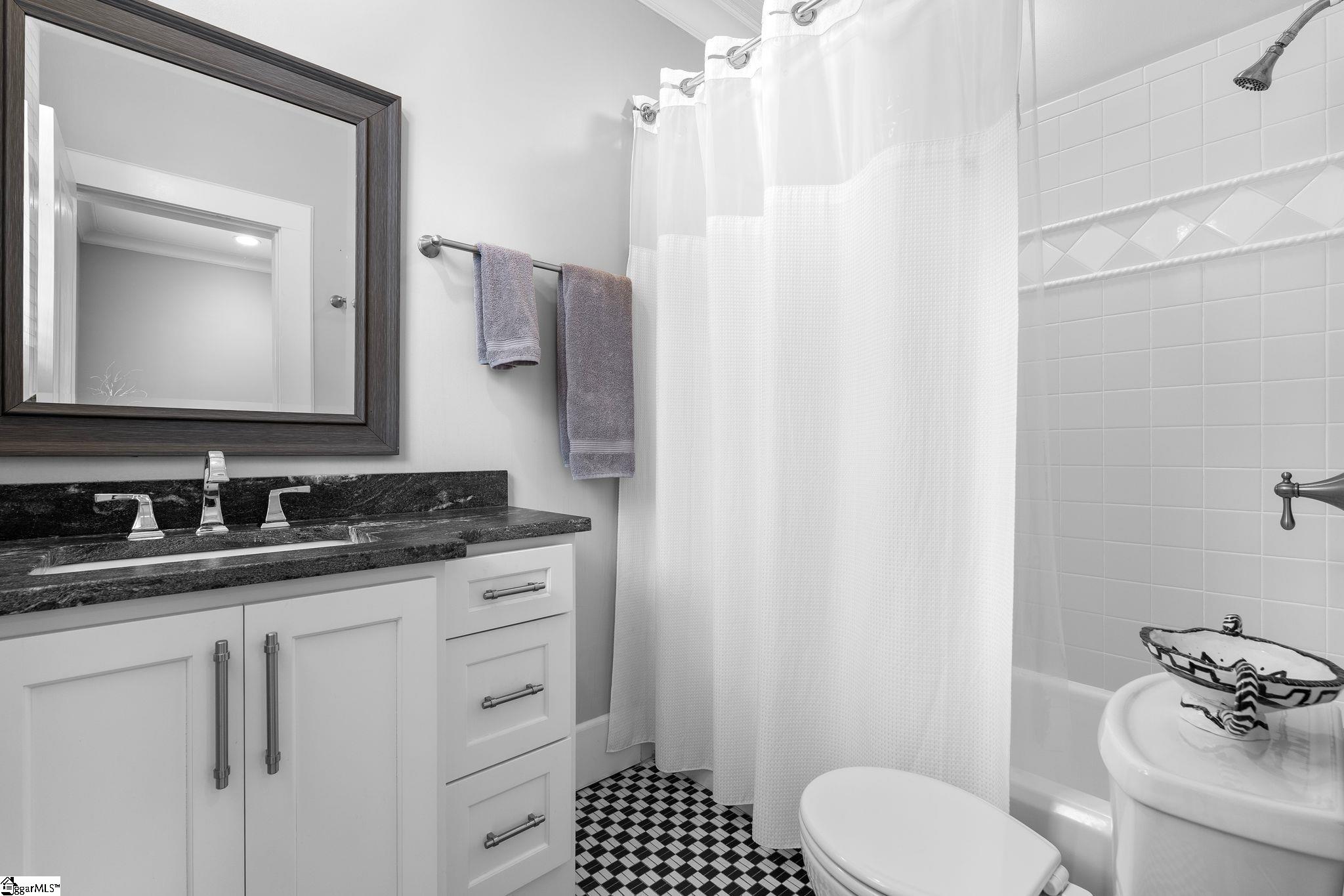 property viewer photo 34