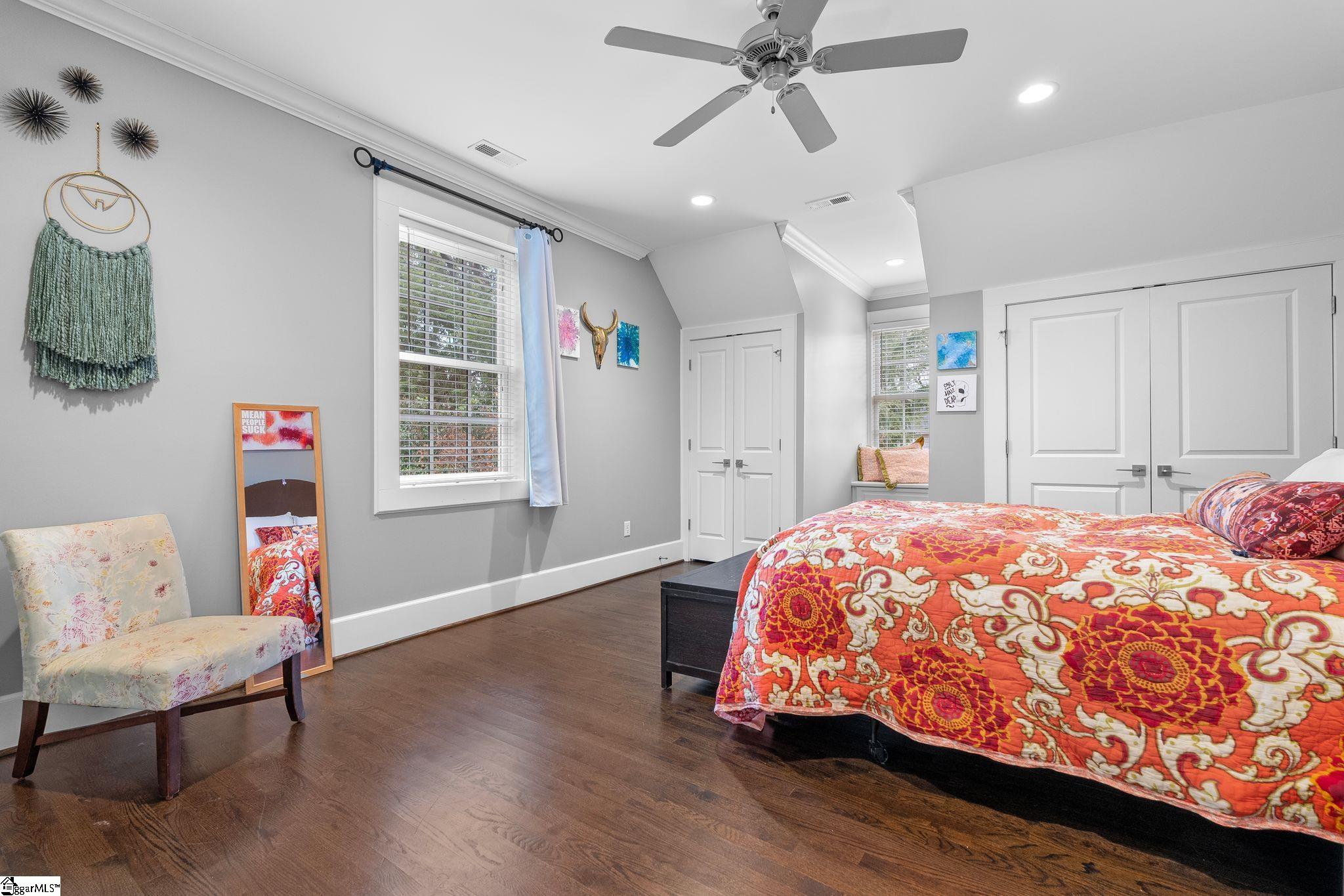 property viewer photo 38