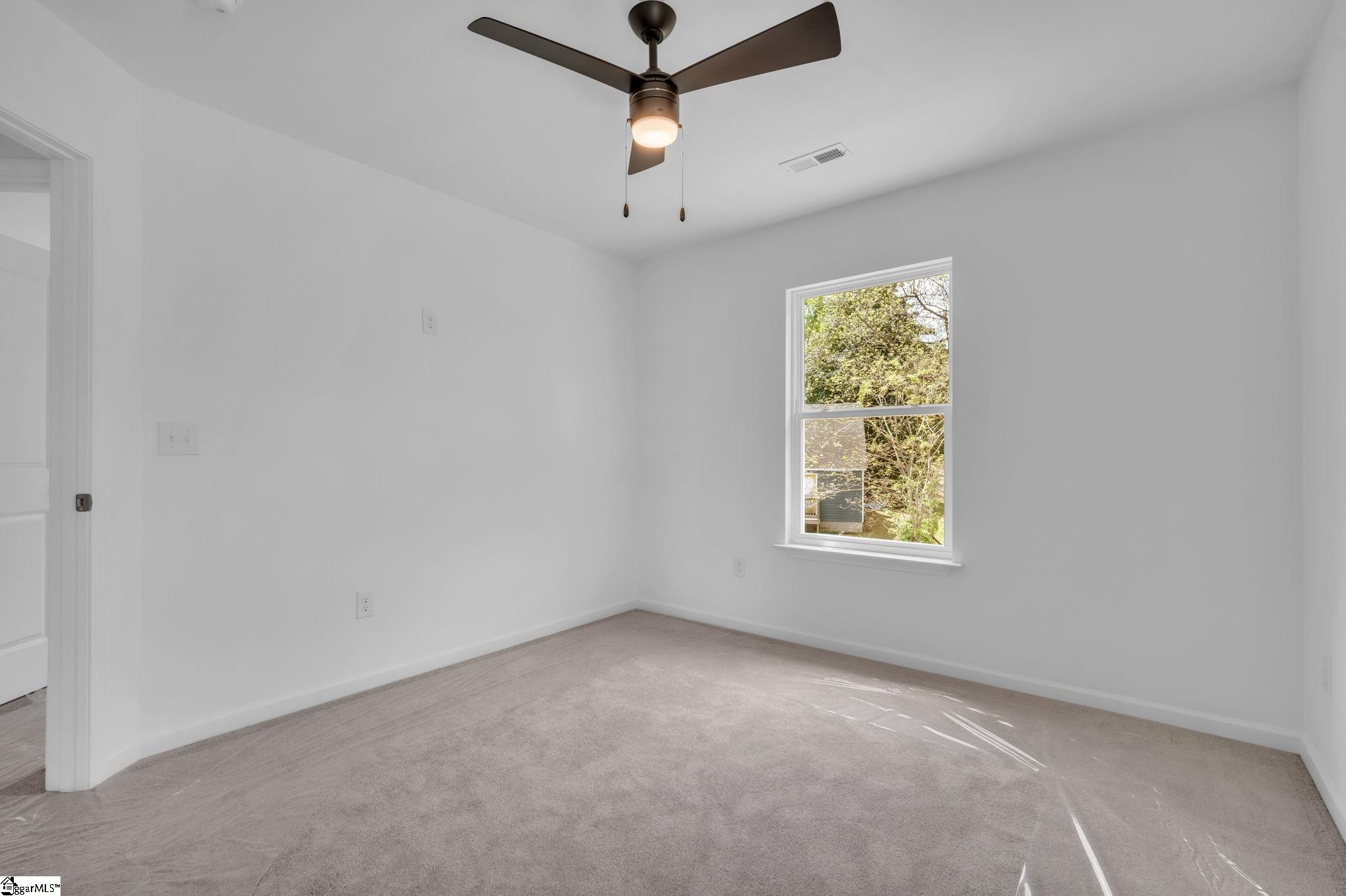 property viewer photo 23