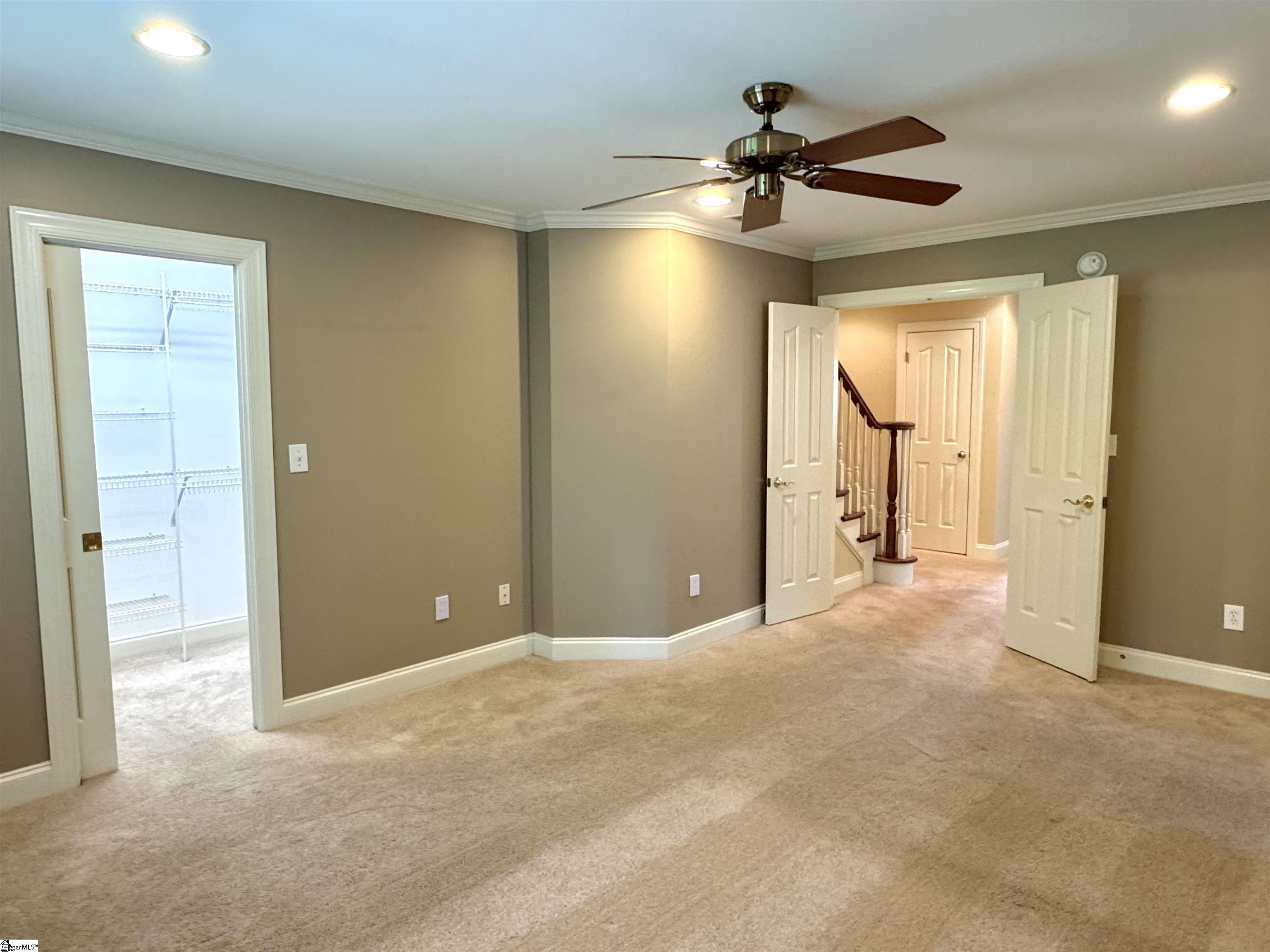 property viewer photo 18