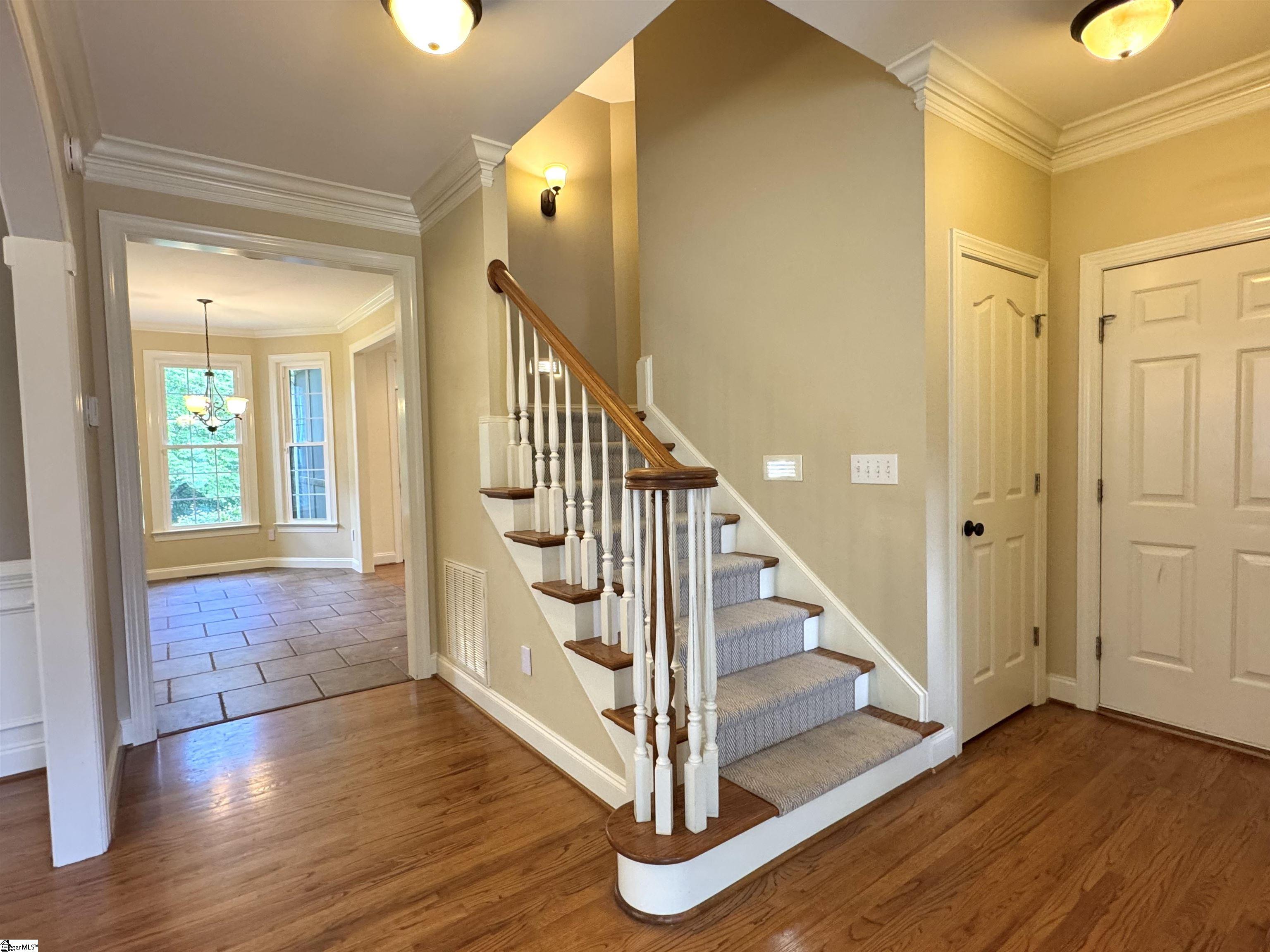 property viewer photo 3