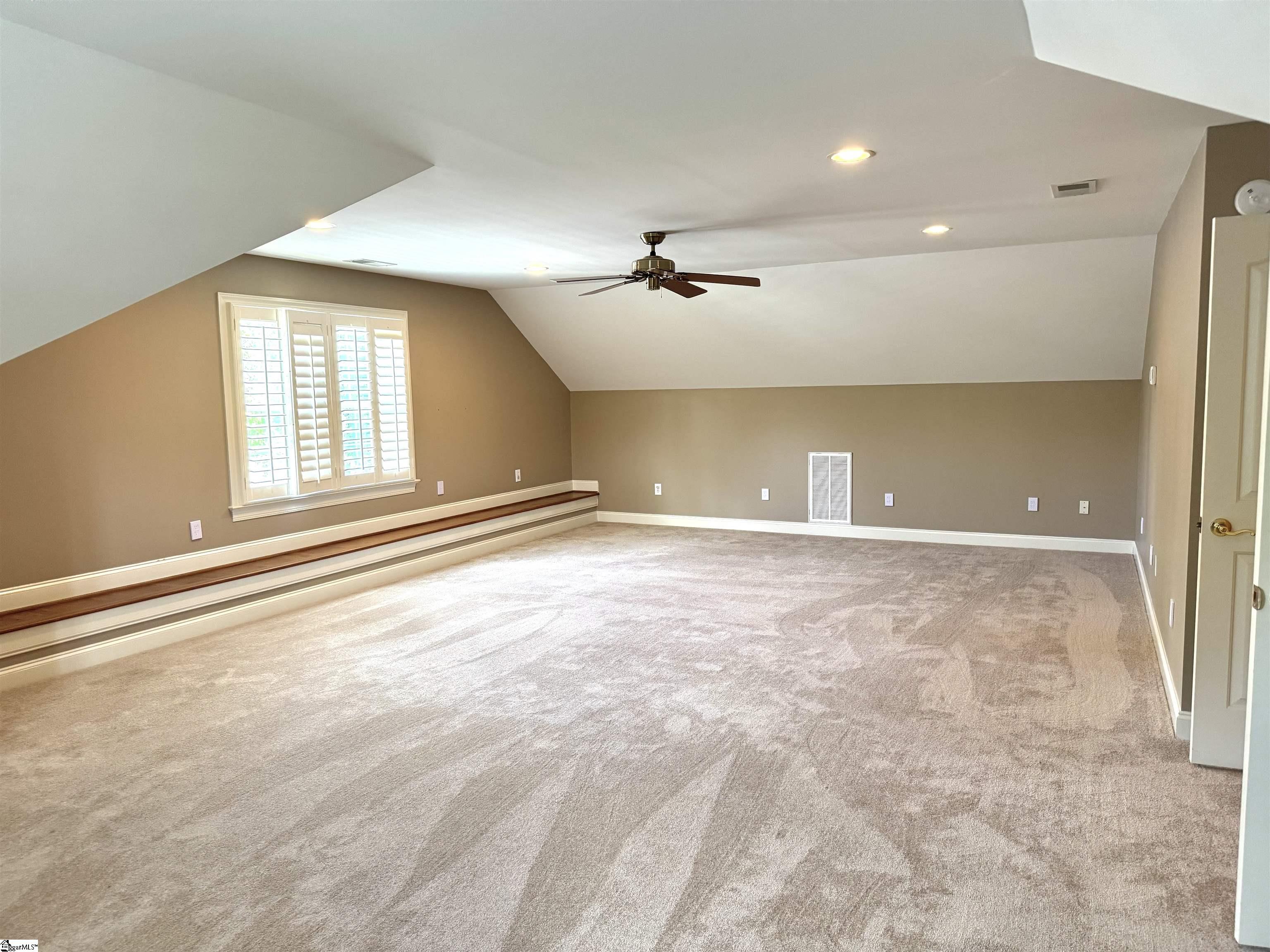 property viewer photo 31