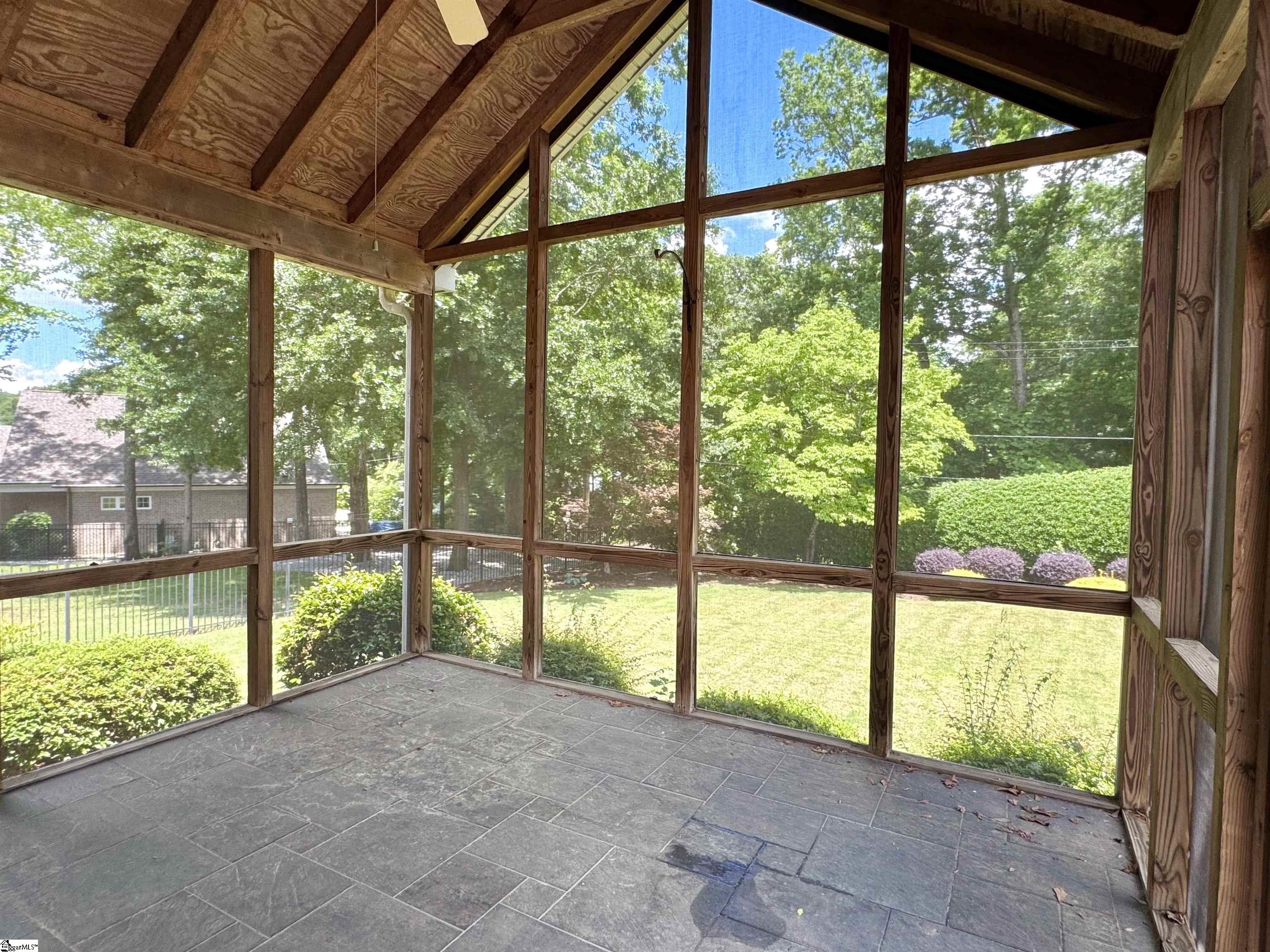 property viewer photo 34