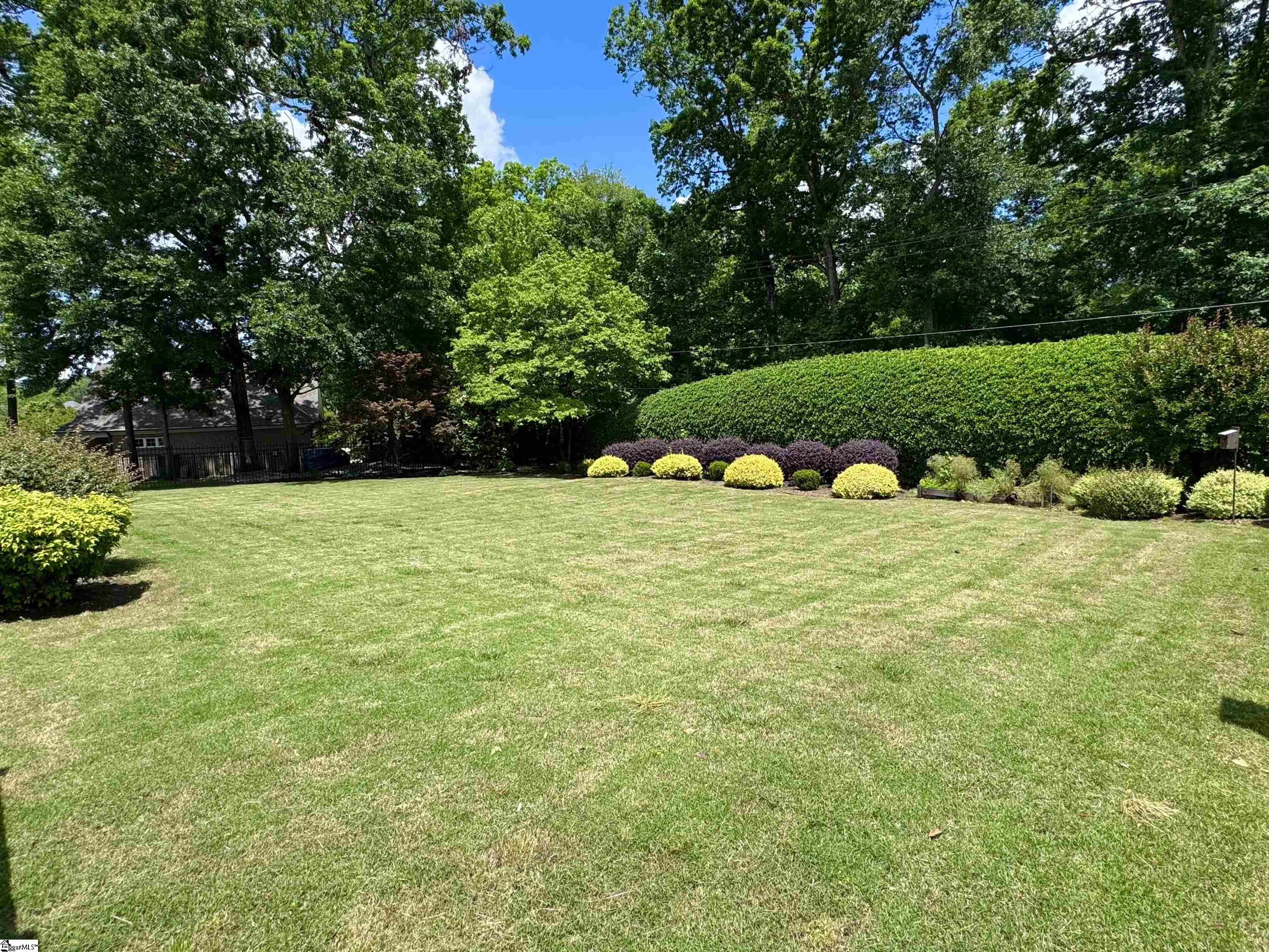 property viewer photo 36
