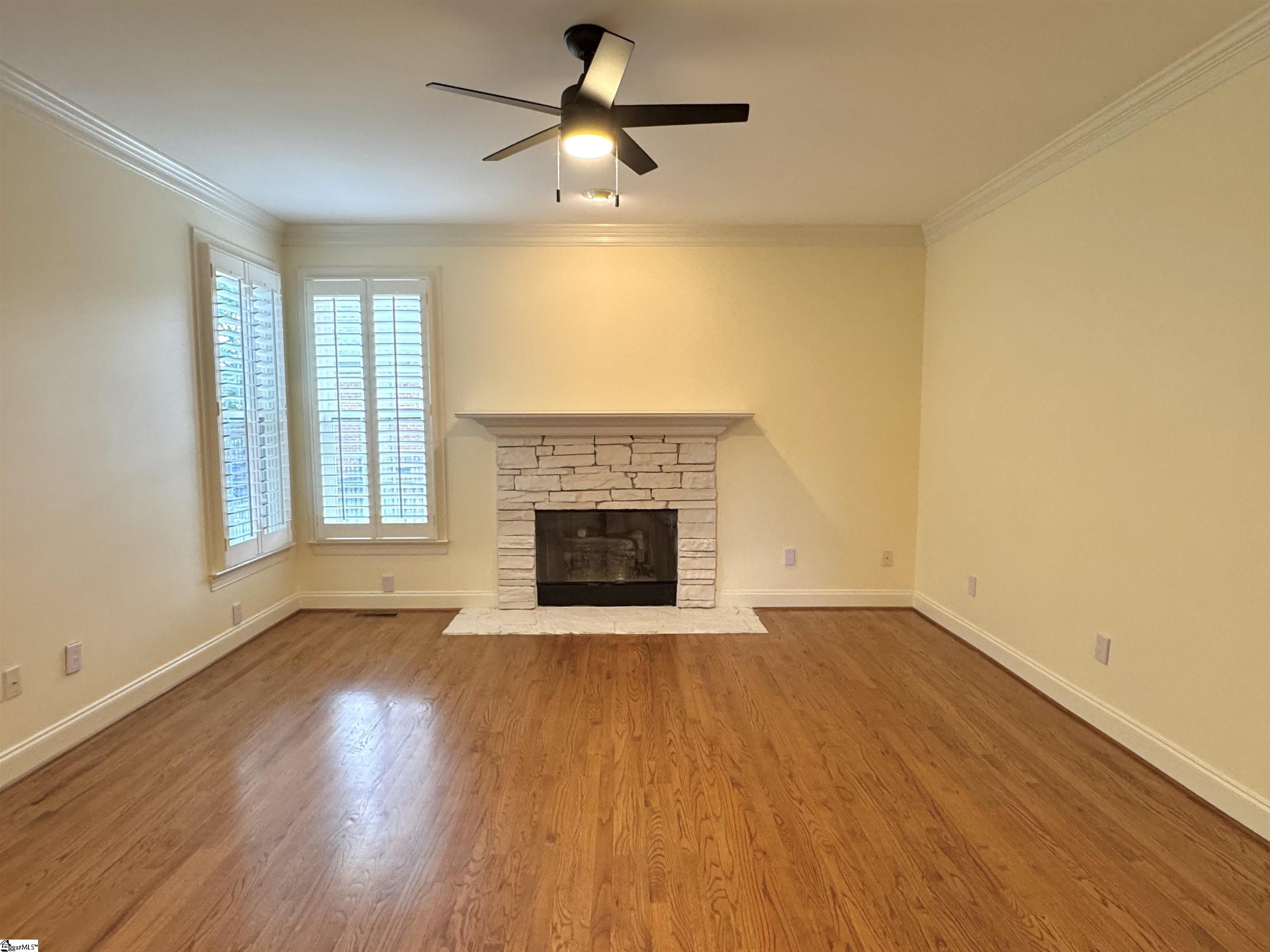 property viewer photo 8