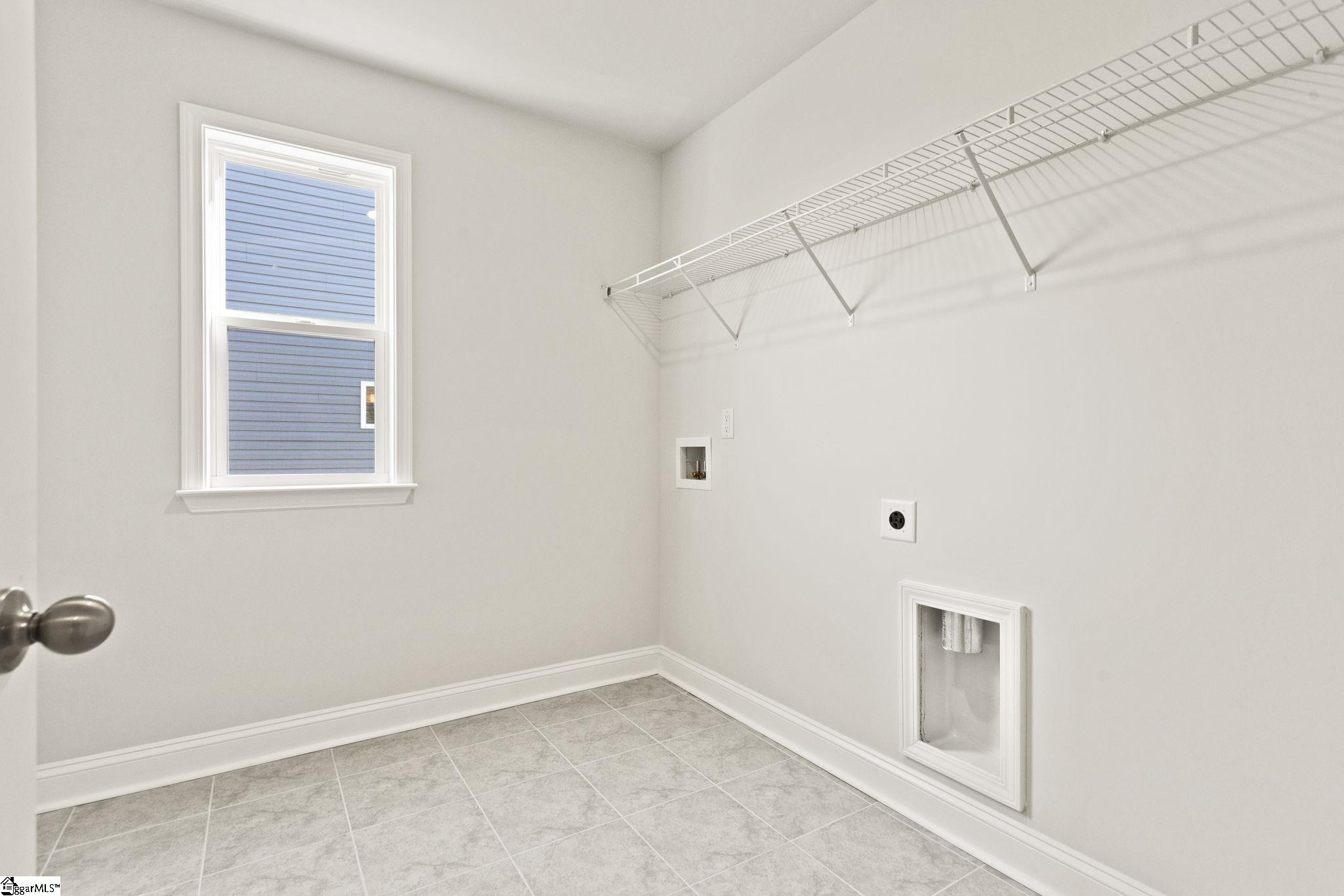 property viewer photo 18