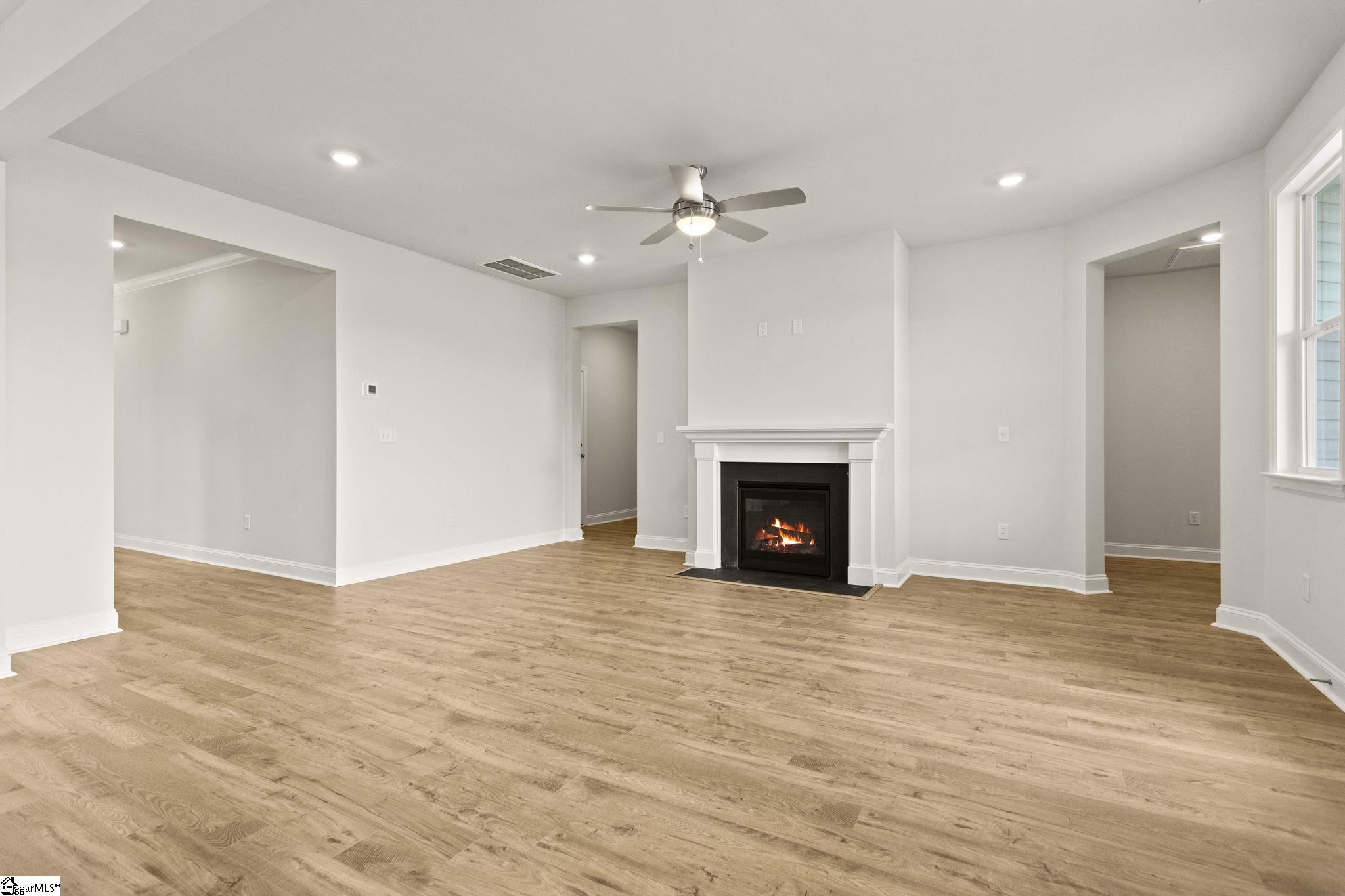property viewer photo 8