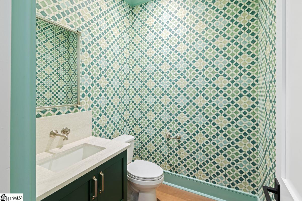 property viewer photo 12