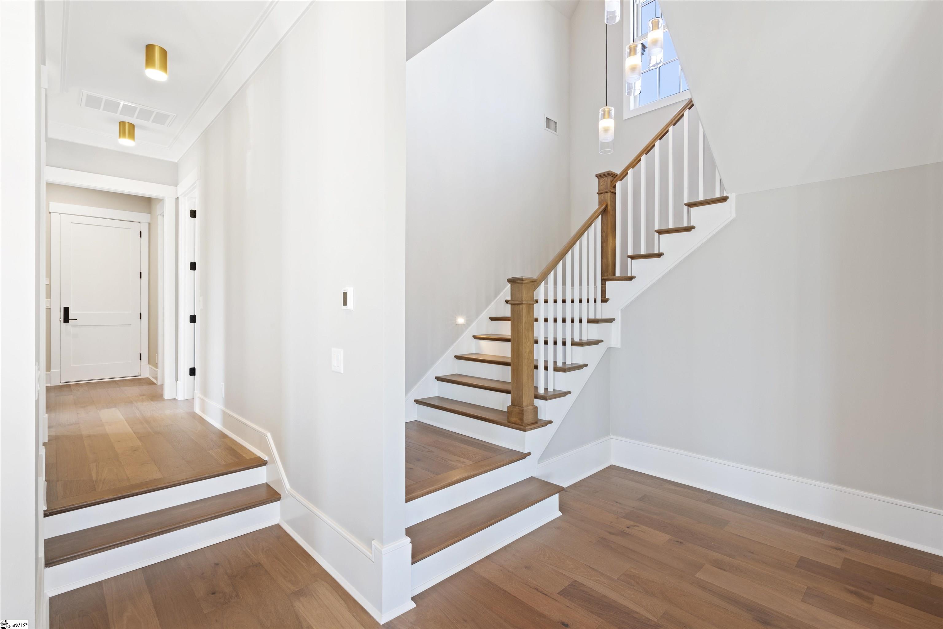 property viewer photo 19