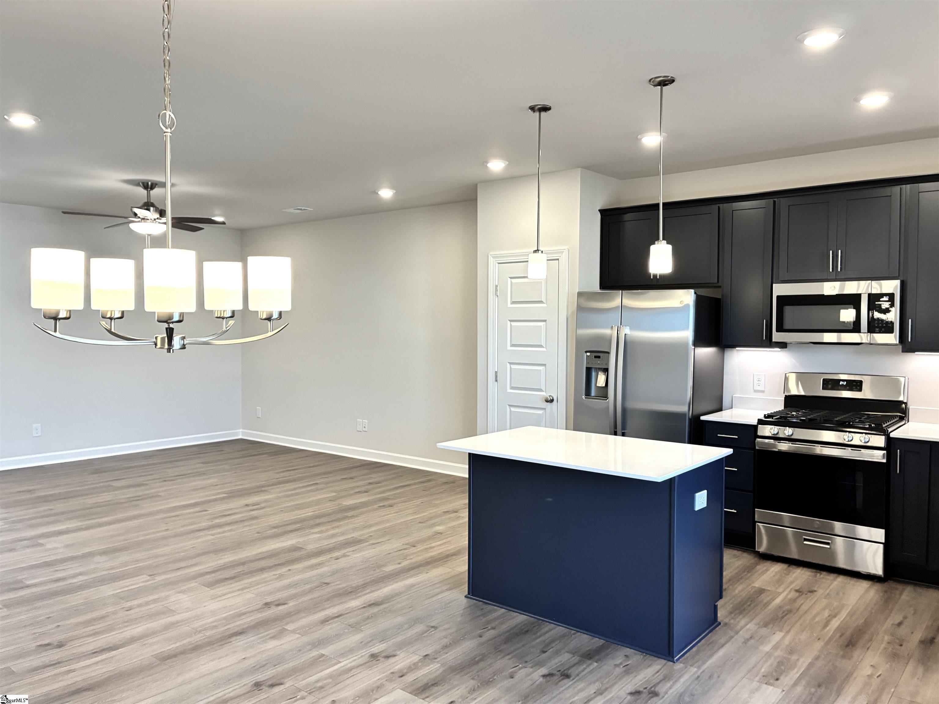 property viewer photo 1