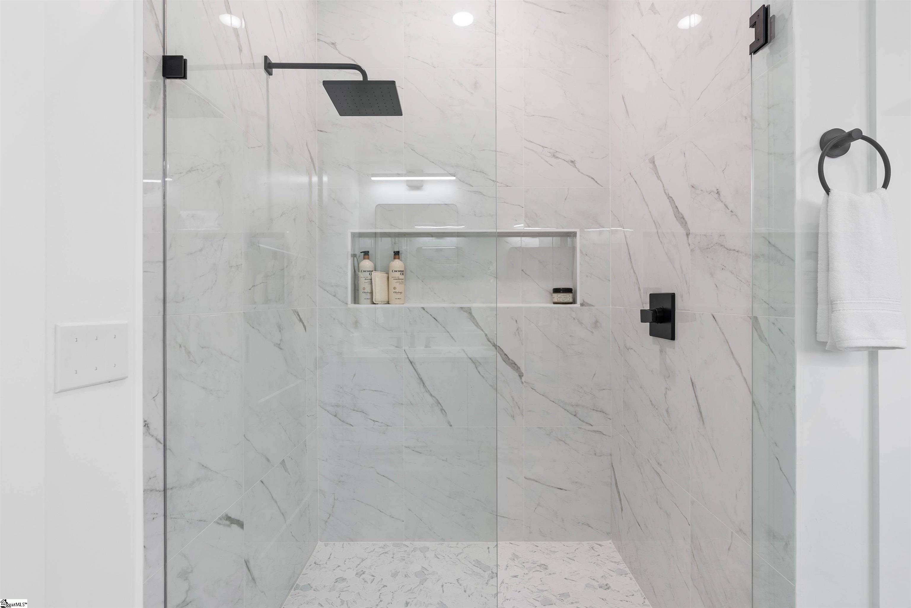 property viewer photo 27