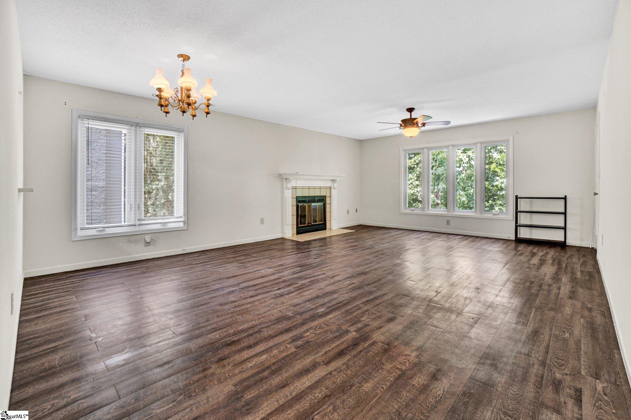property viewer photo 13