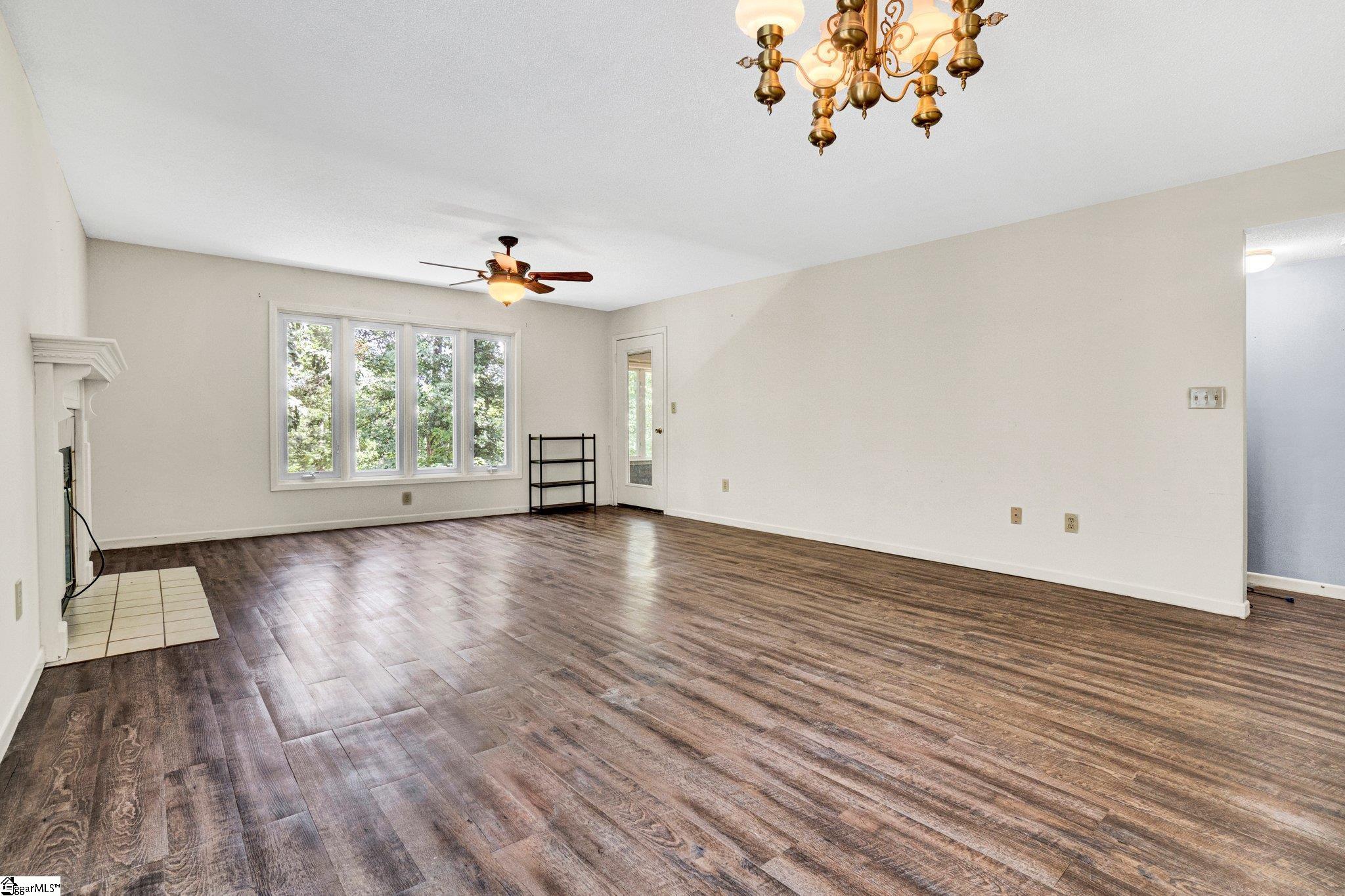 property viewer photo 15
