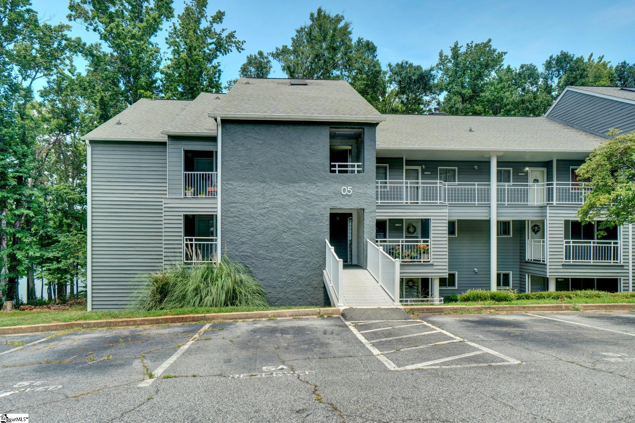 property viewer photo 2