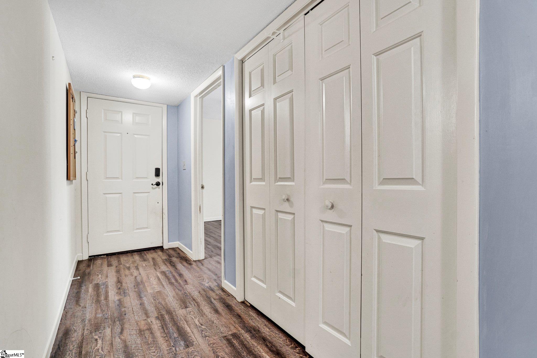 property viewer photo 9