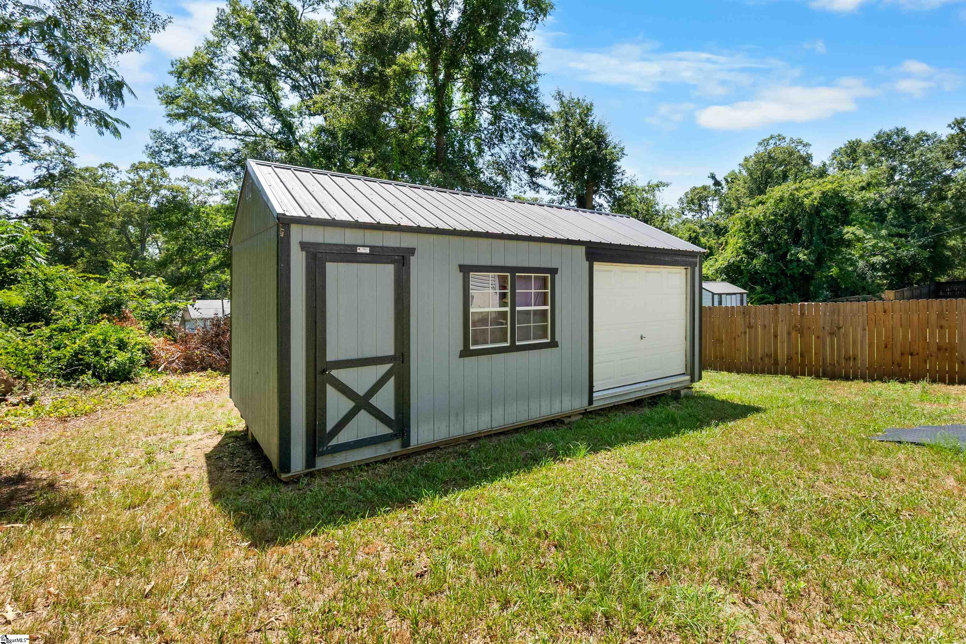 property viewer photo 18