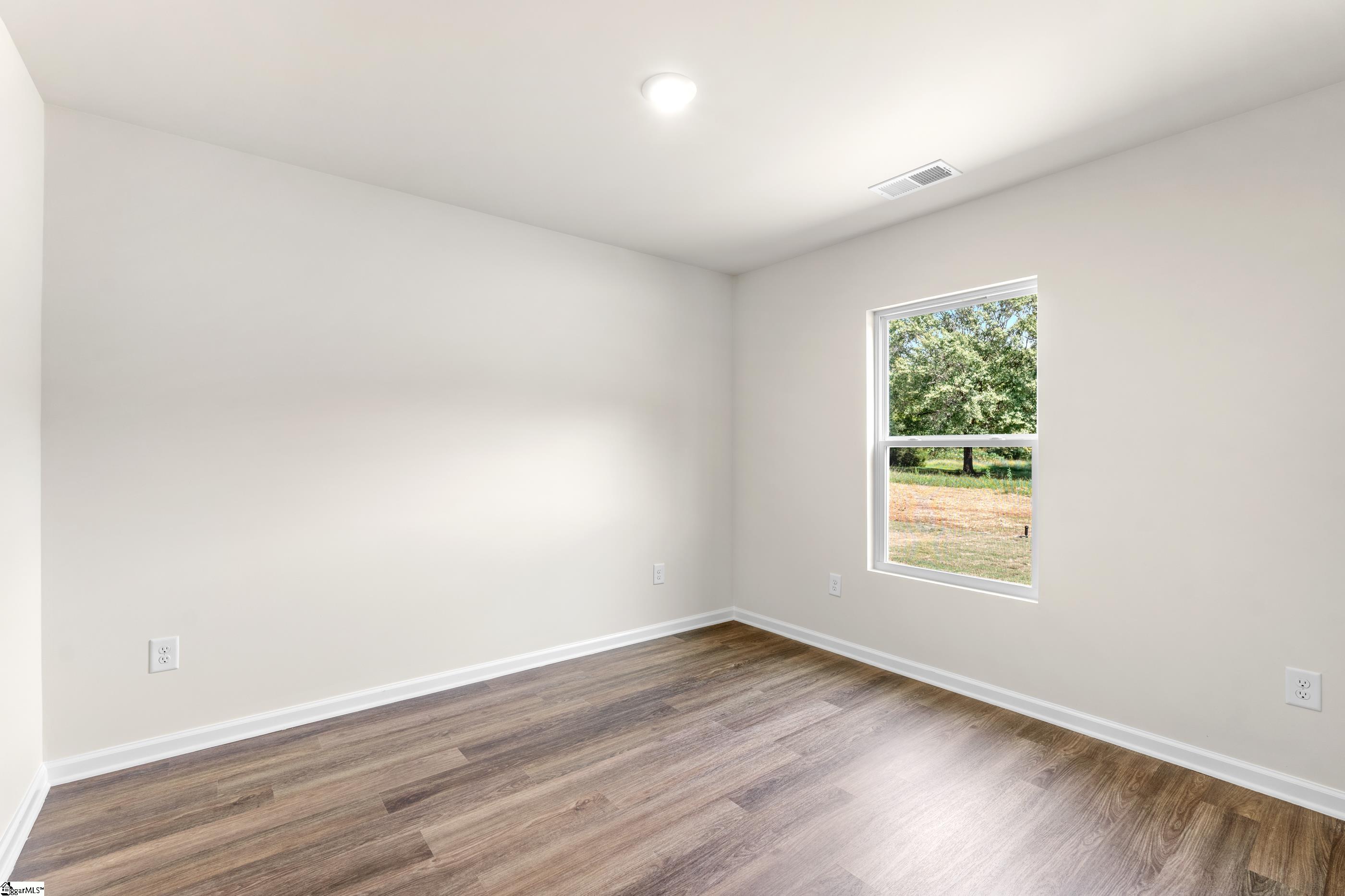 property viewer photo 15