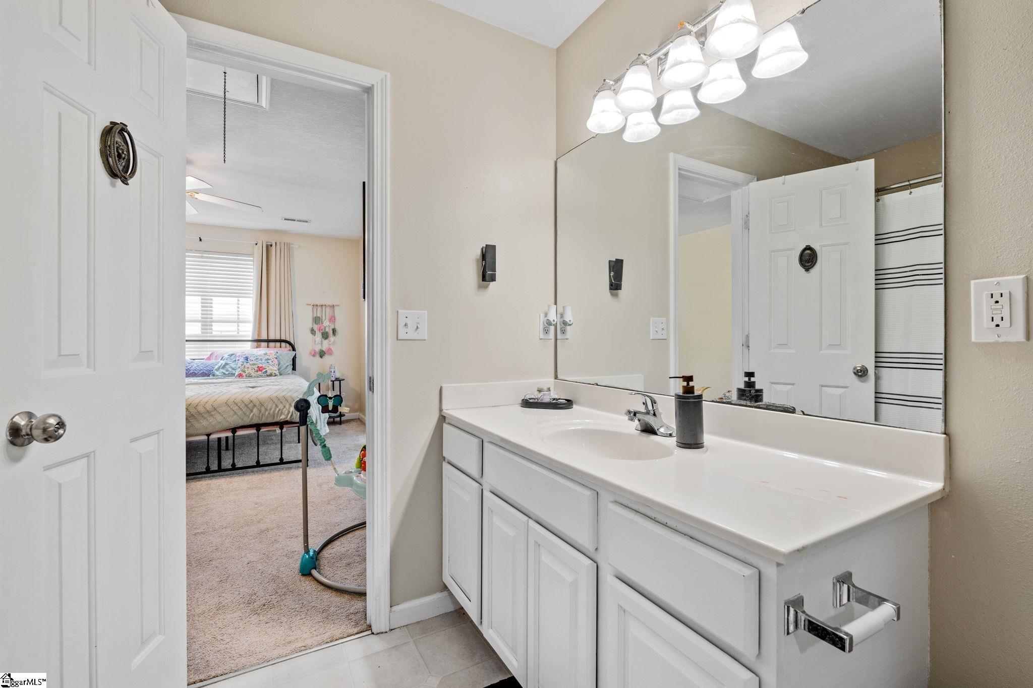 property viewer photo 17