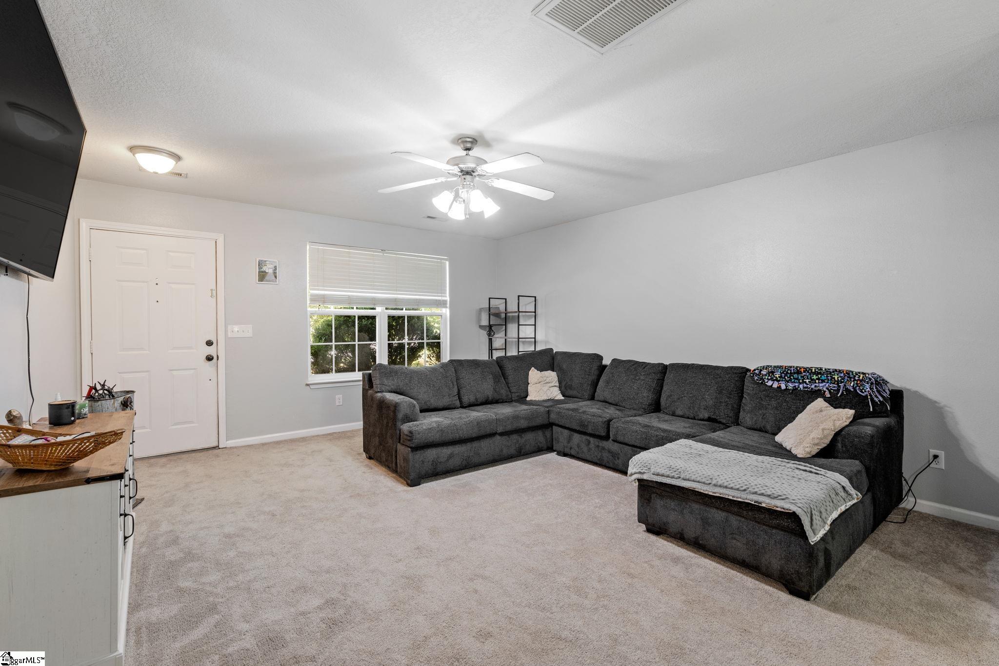 property viewer photo 4
