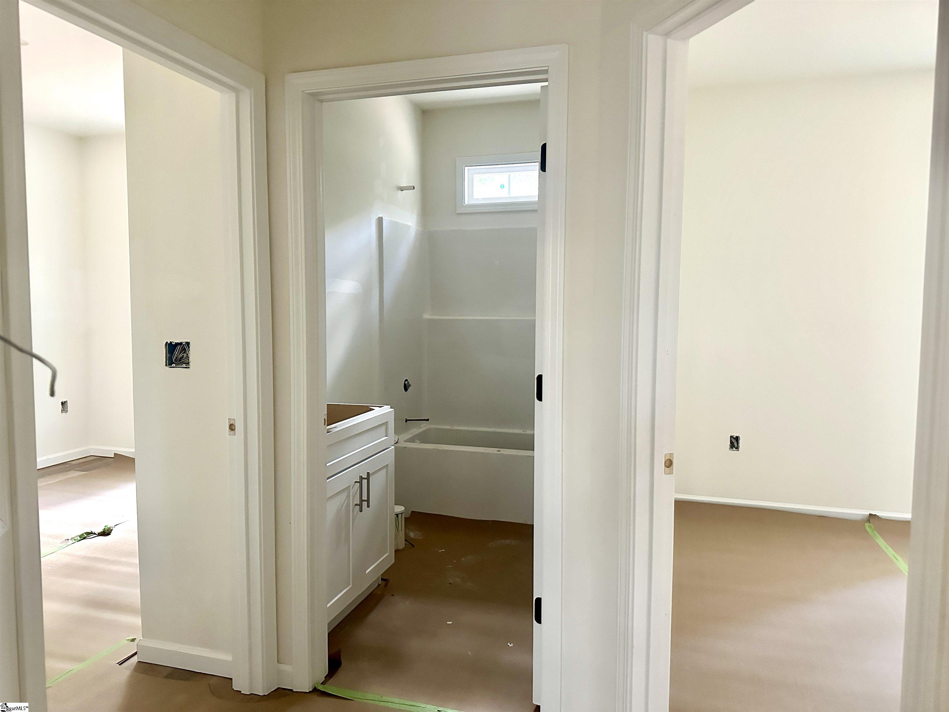 property viewer photo 7