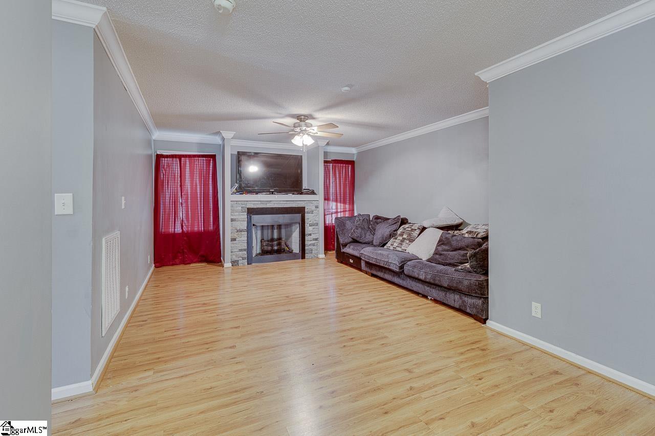 property viewer photo 10