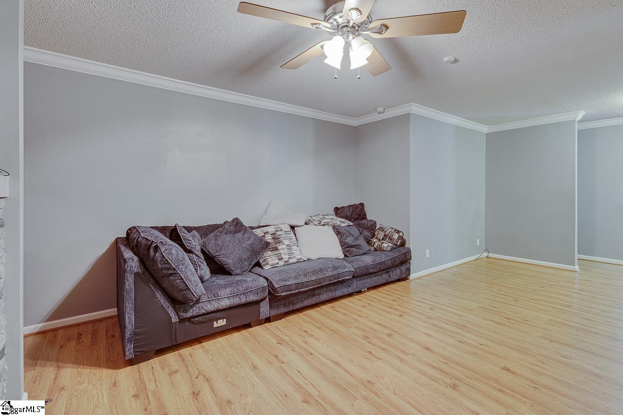 property viewer photo 12