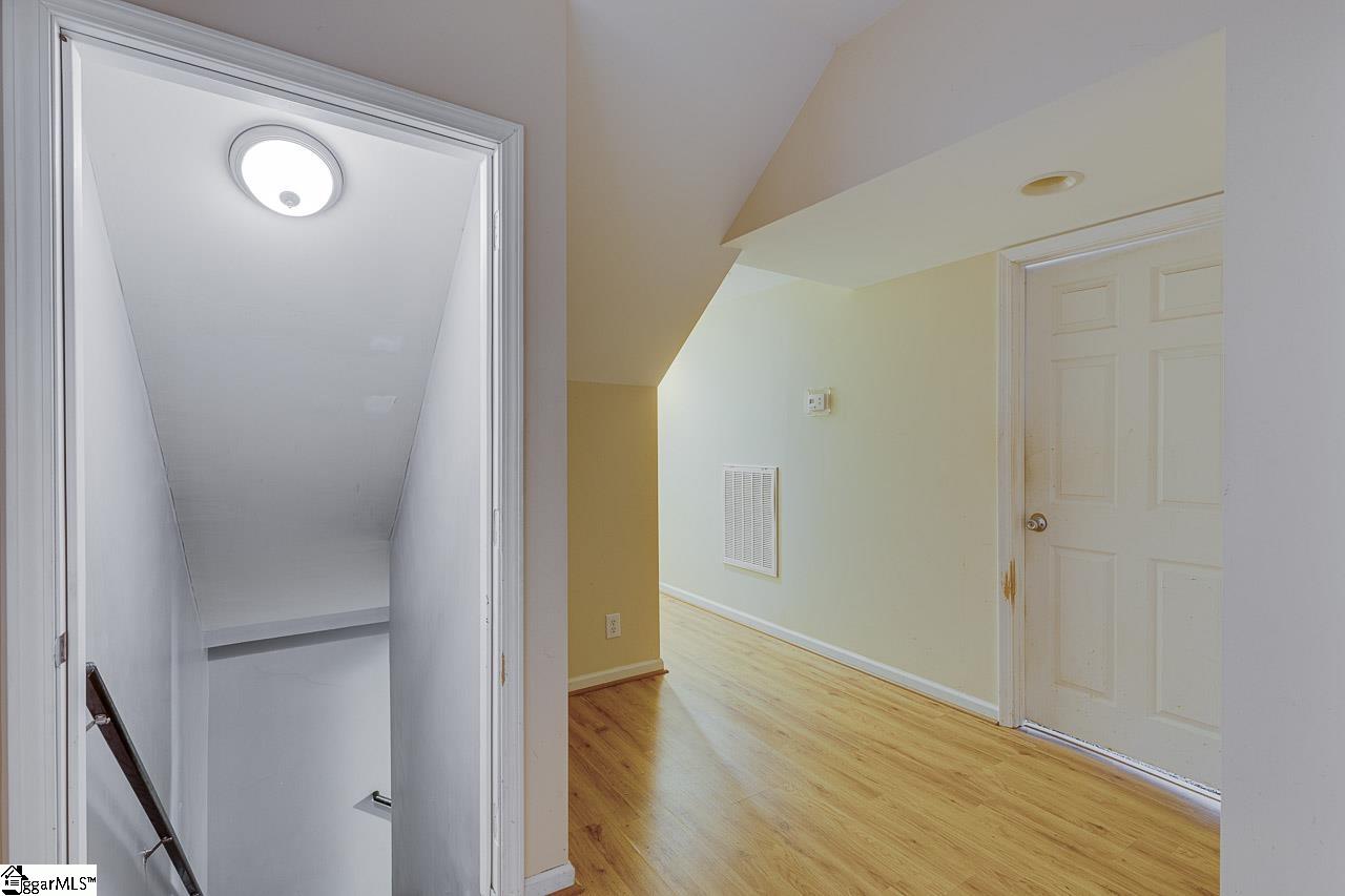 property viewer photo 28