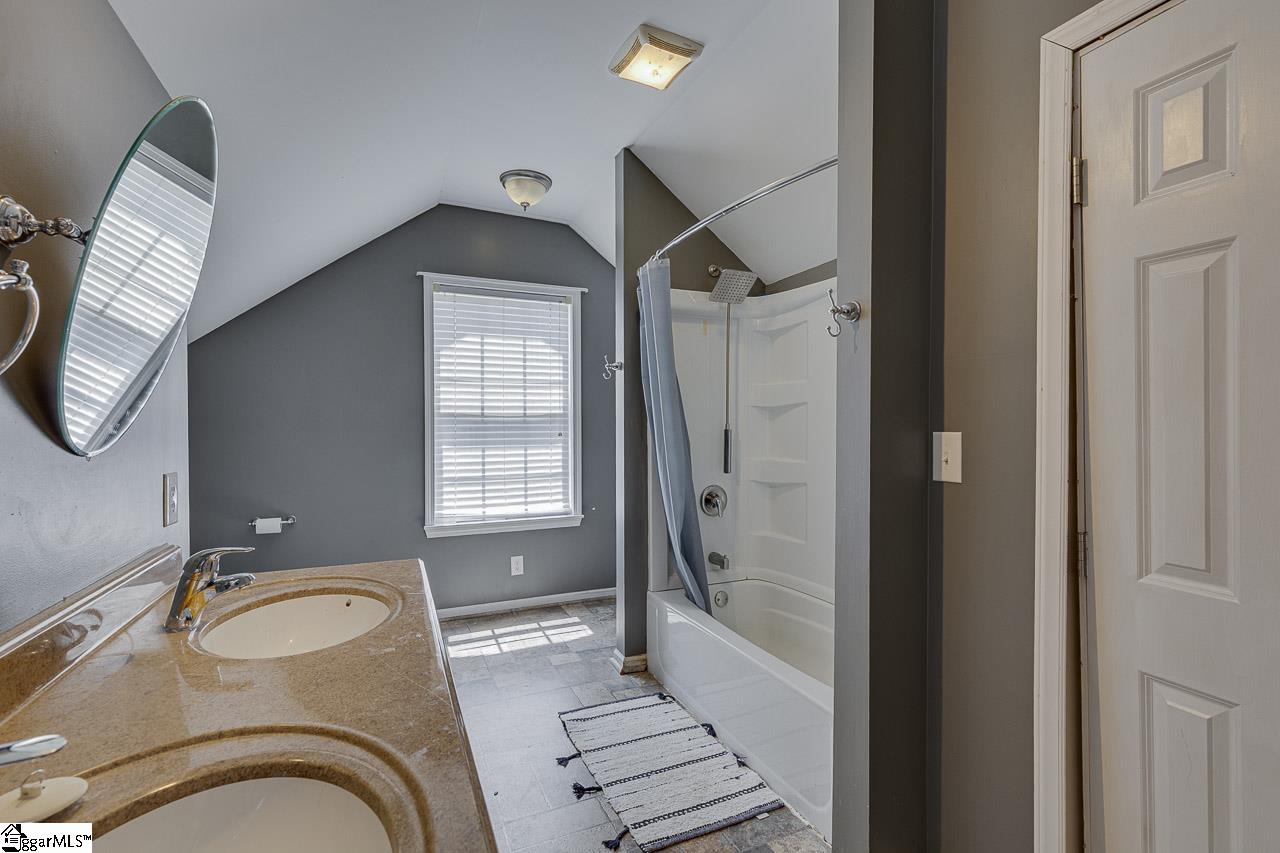 property viewer photo 35