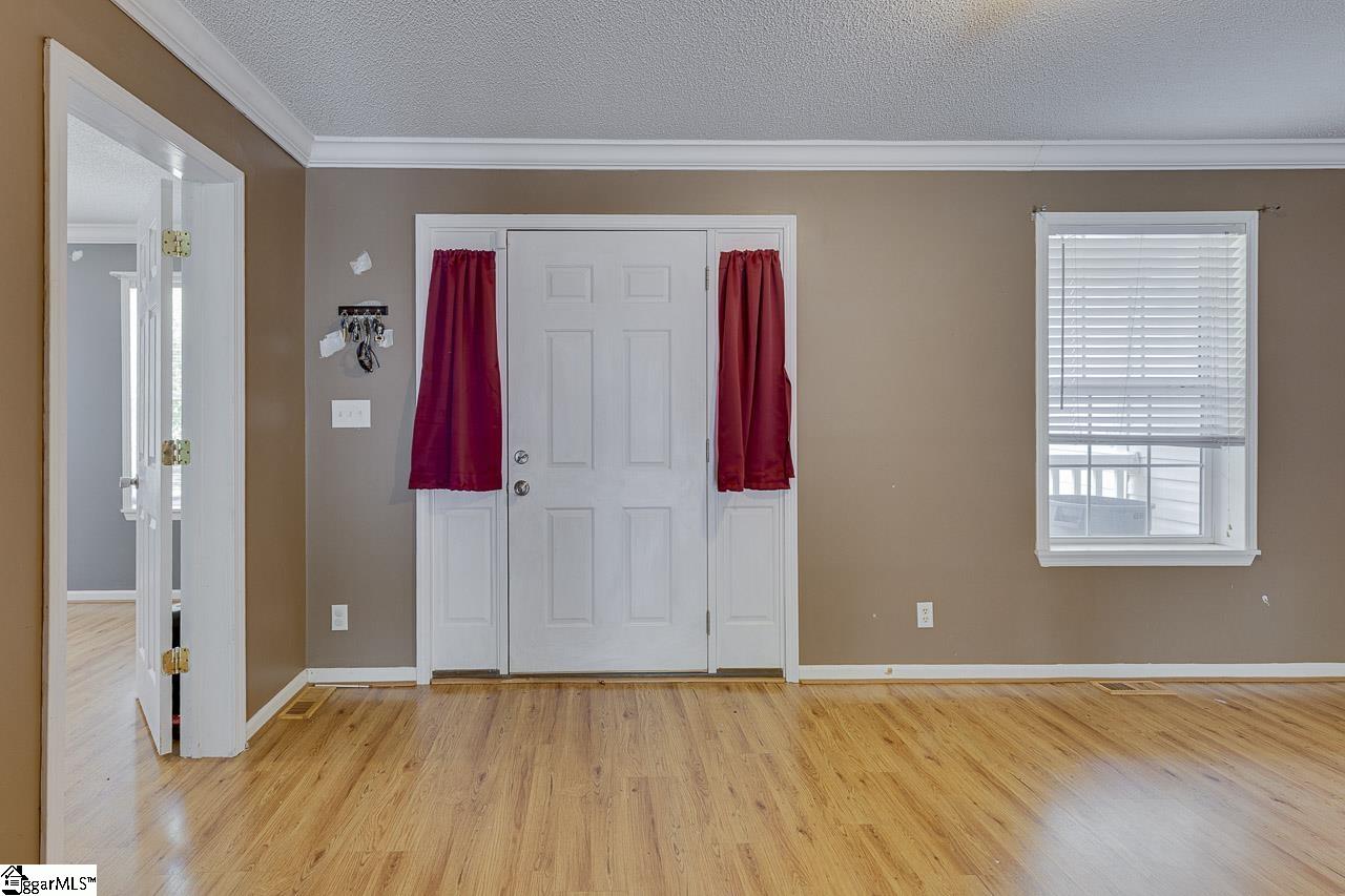 property viewer photo 4
