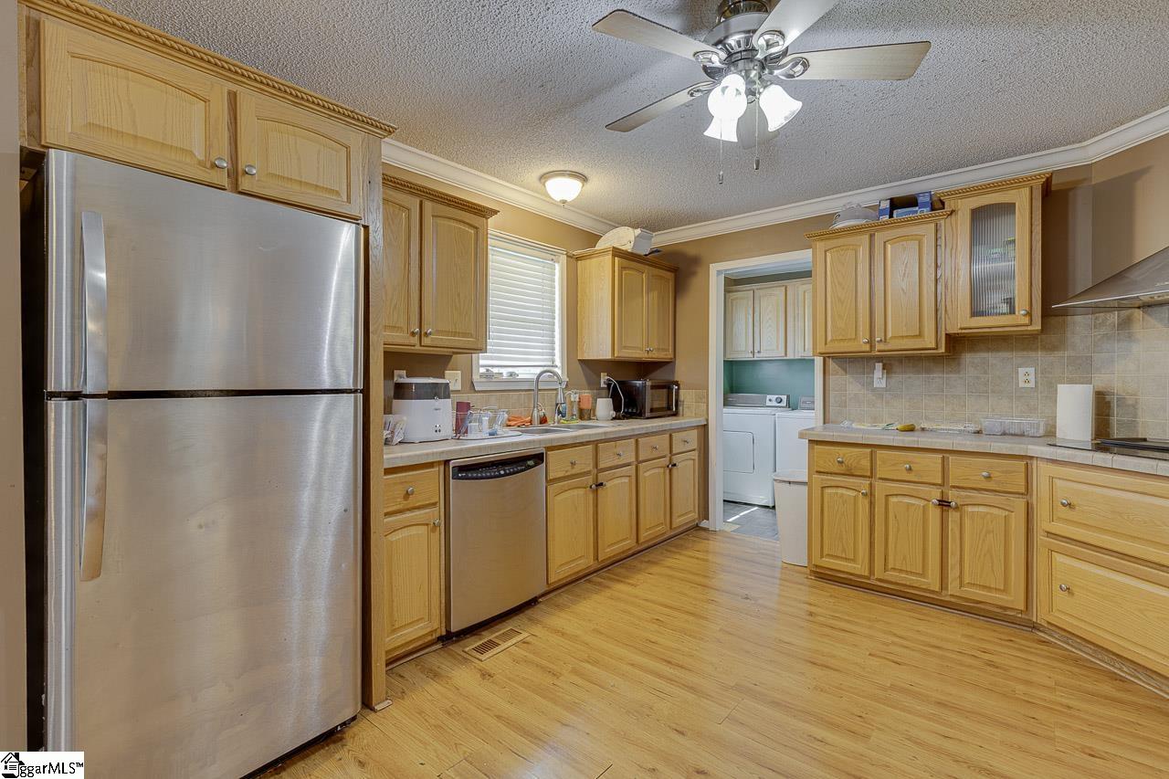 property viewer photo 7