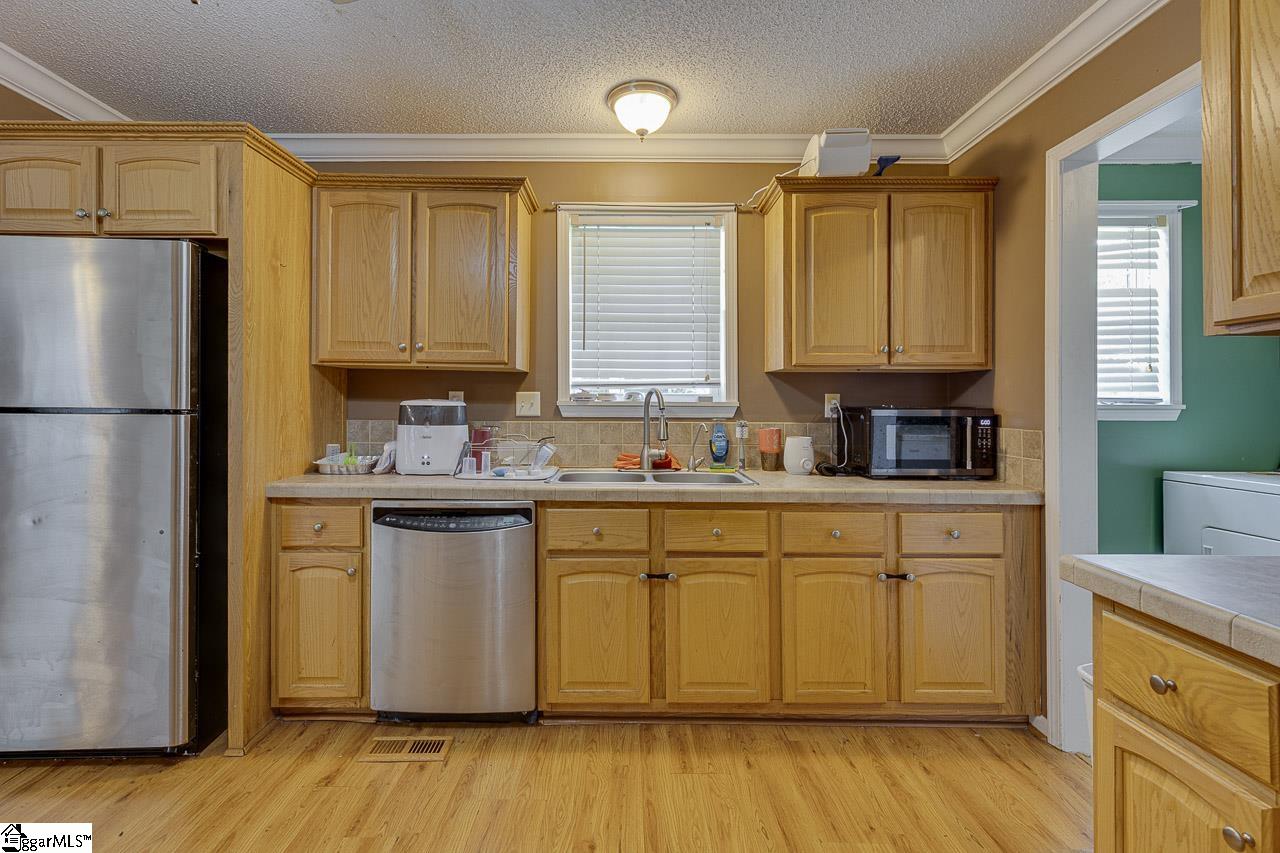 property viewer photo 8