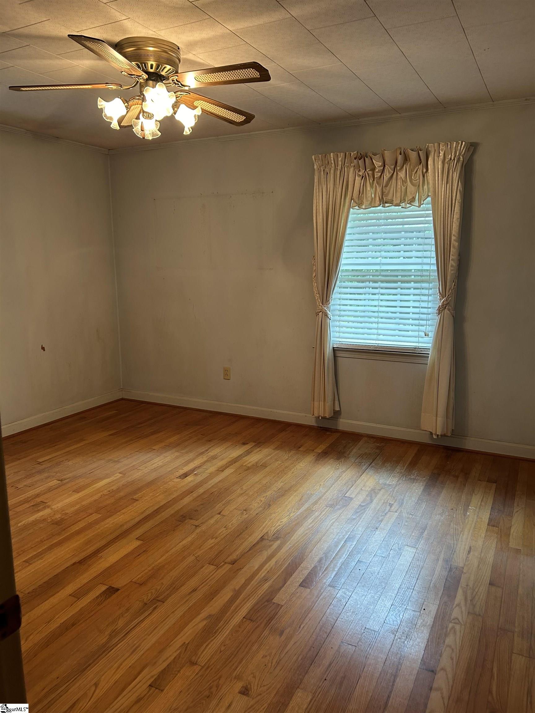 property viewer photo 13