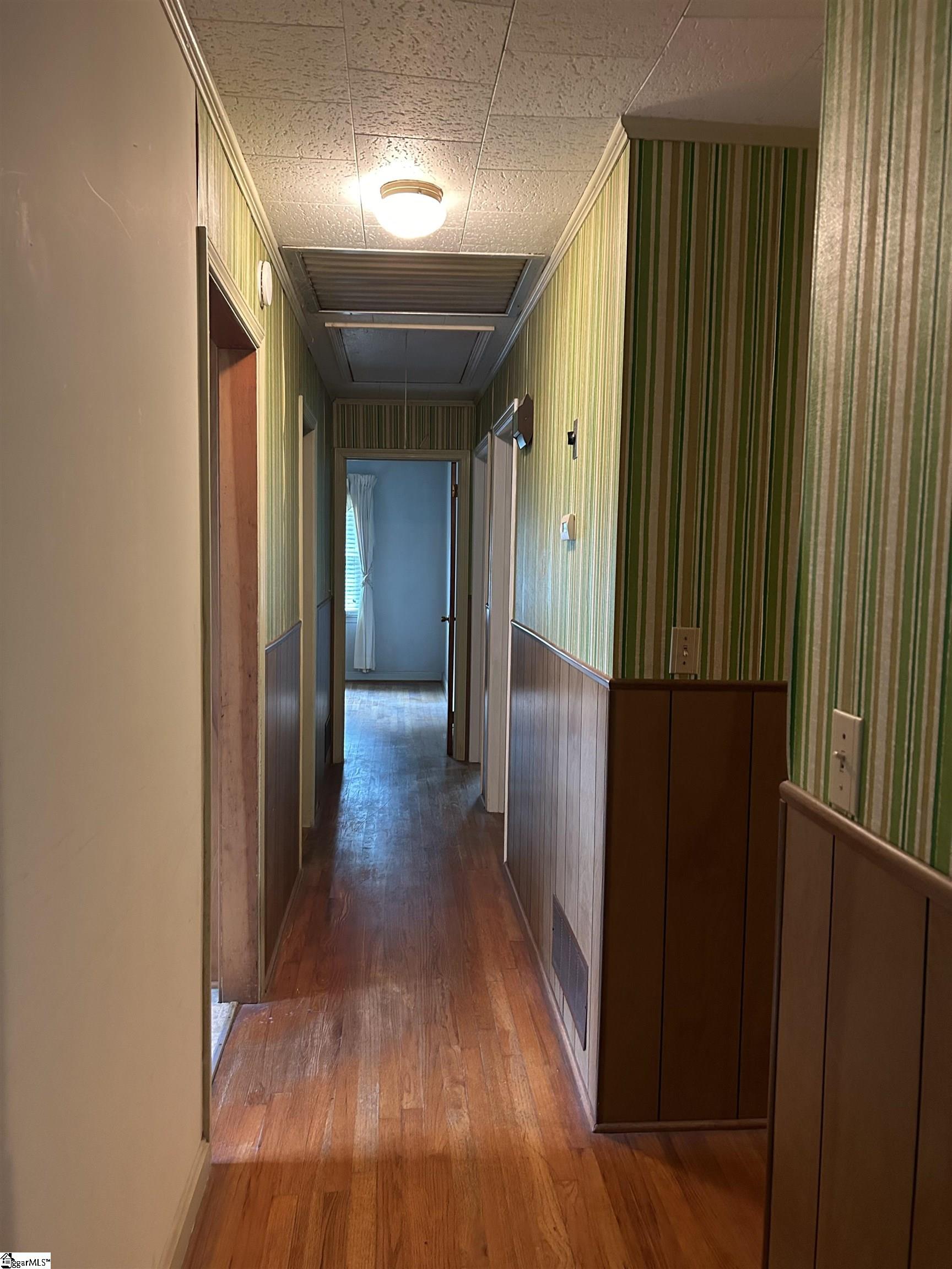 property viewer photo 6
