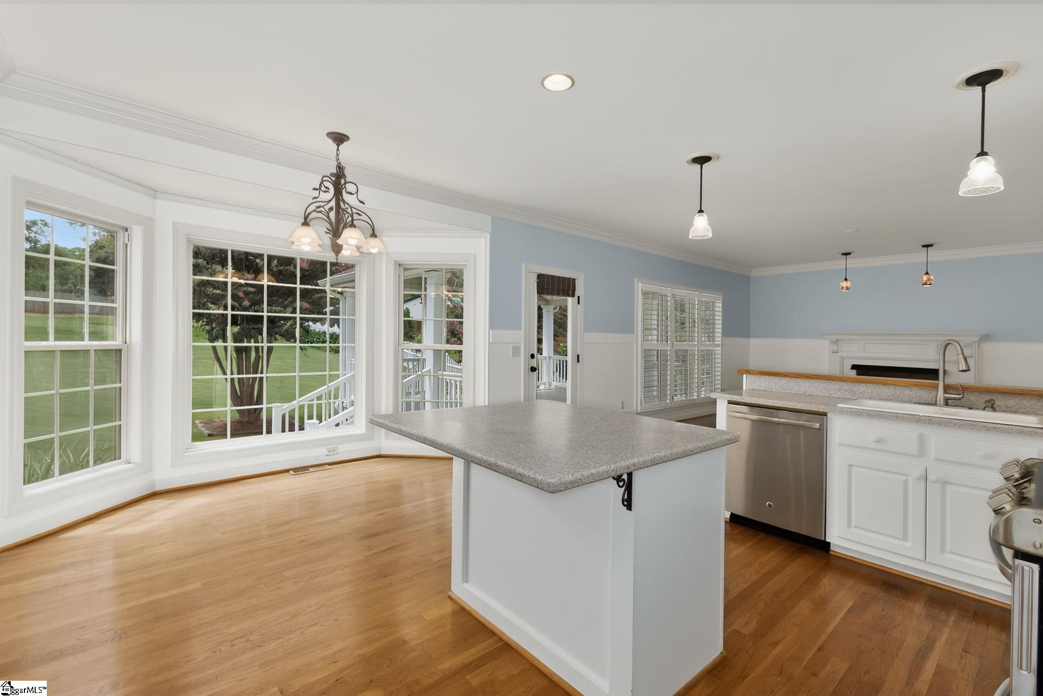 property viewer photo 19