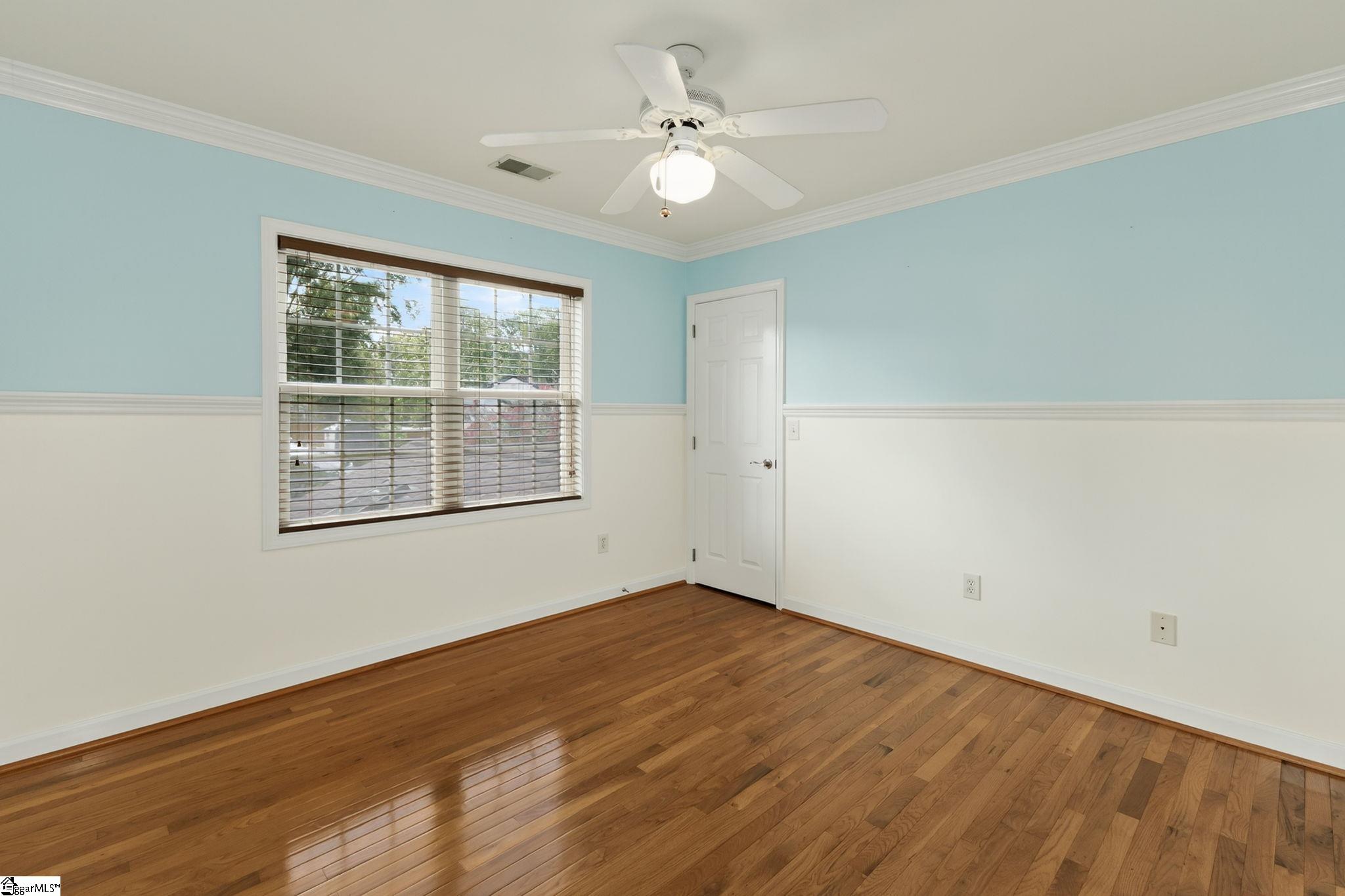 property viewer photo 36