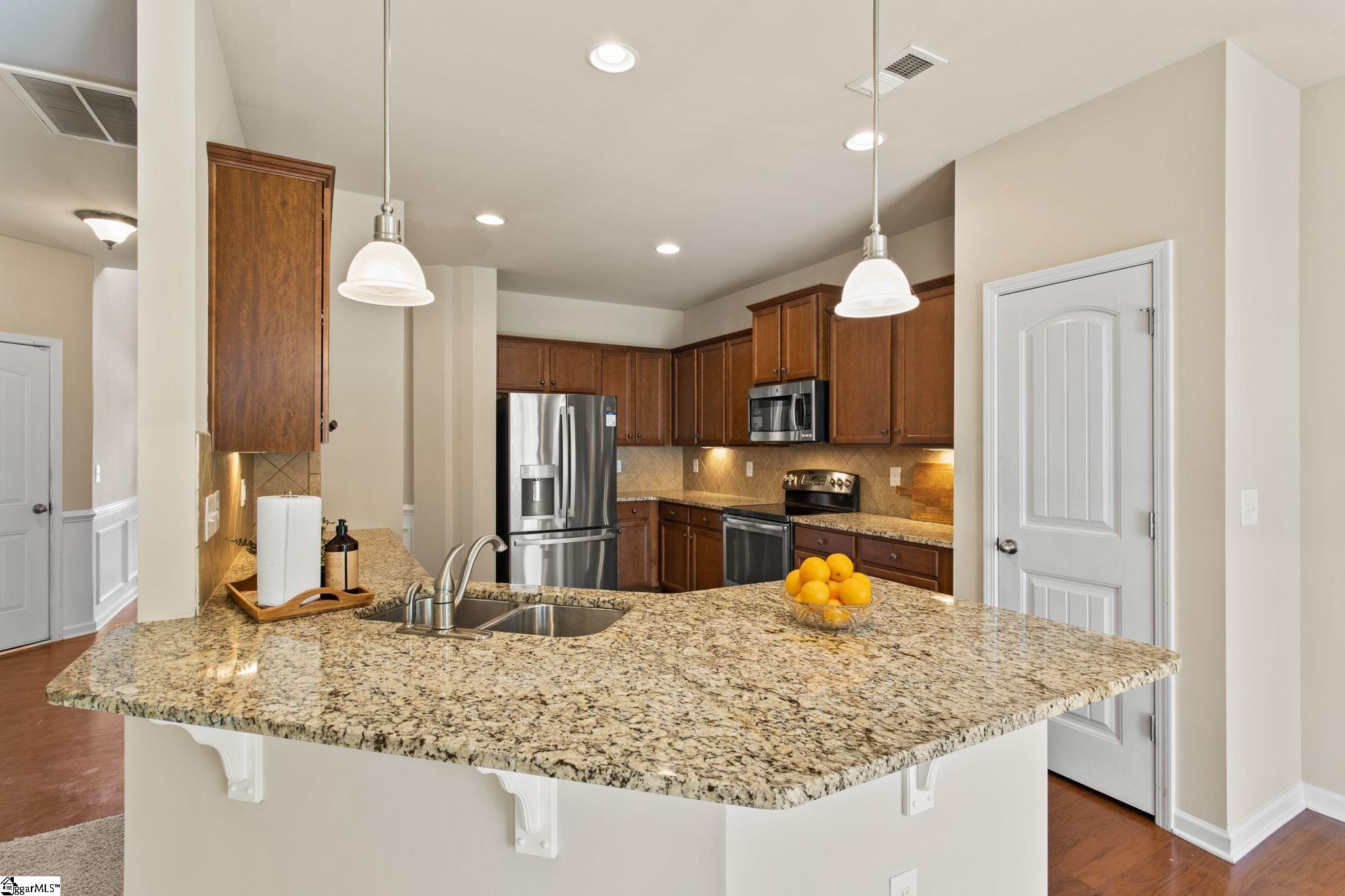 property viewer photo 7
