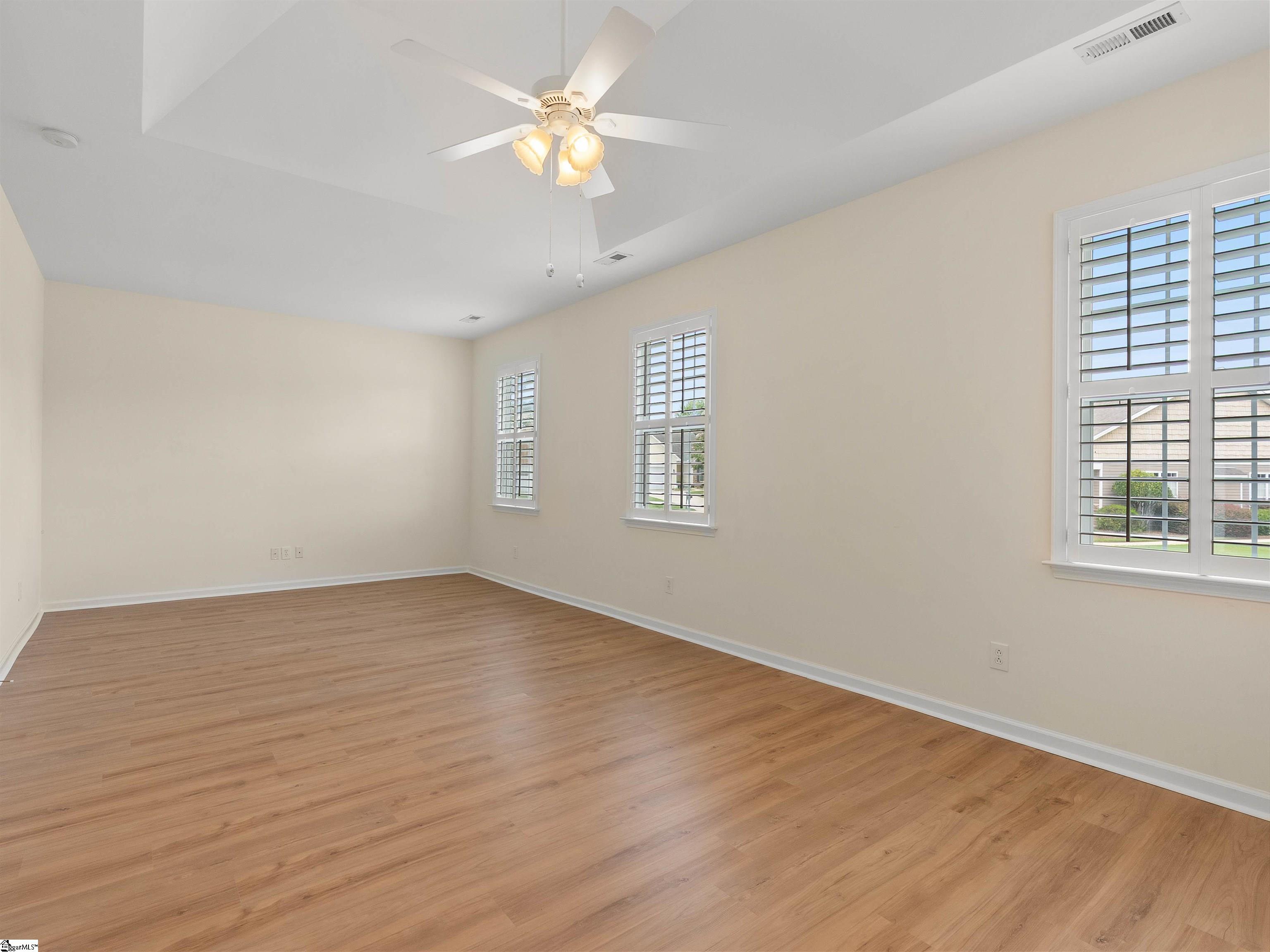 property viewer photo 17