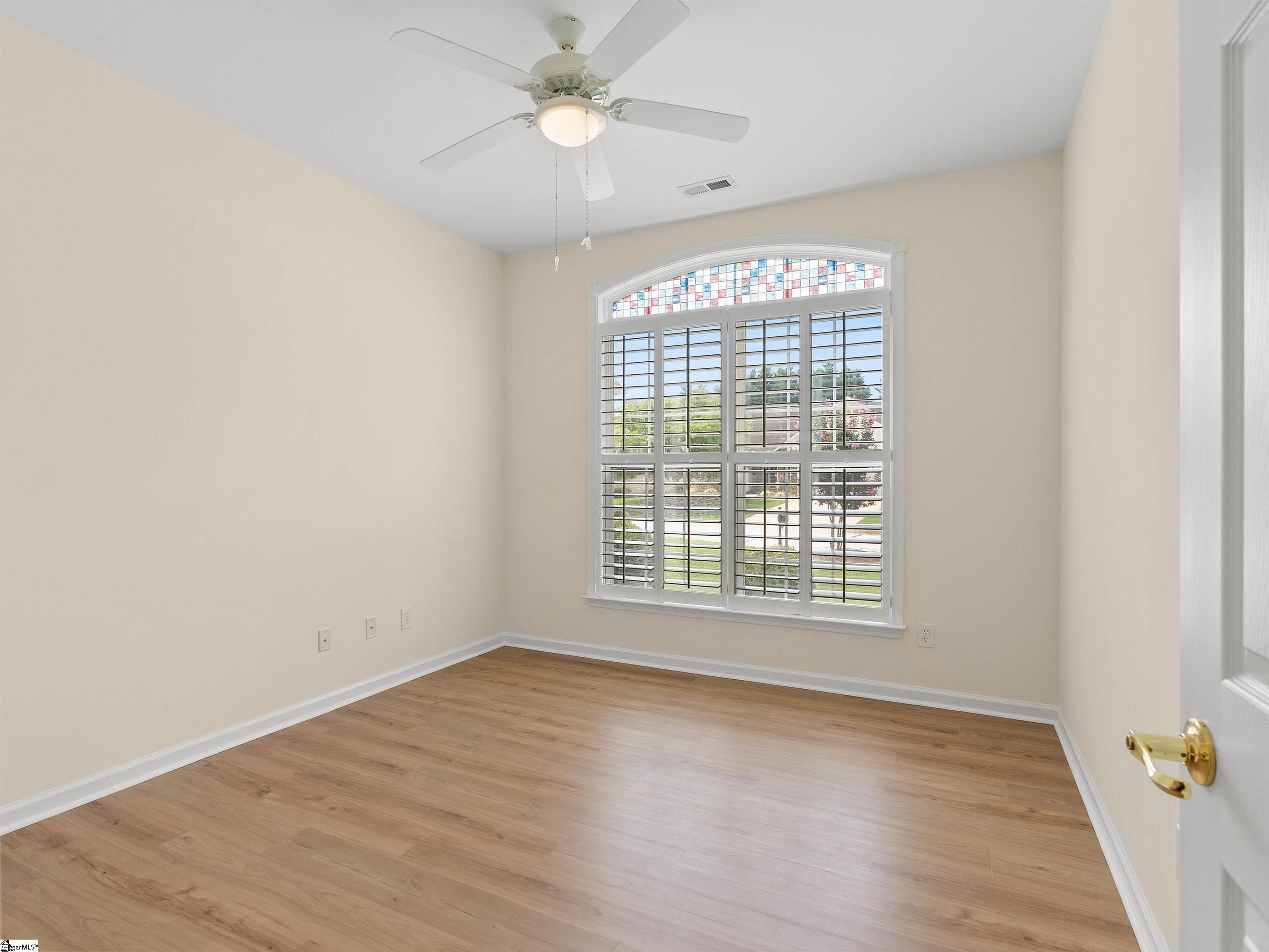 property viewer photo 31