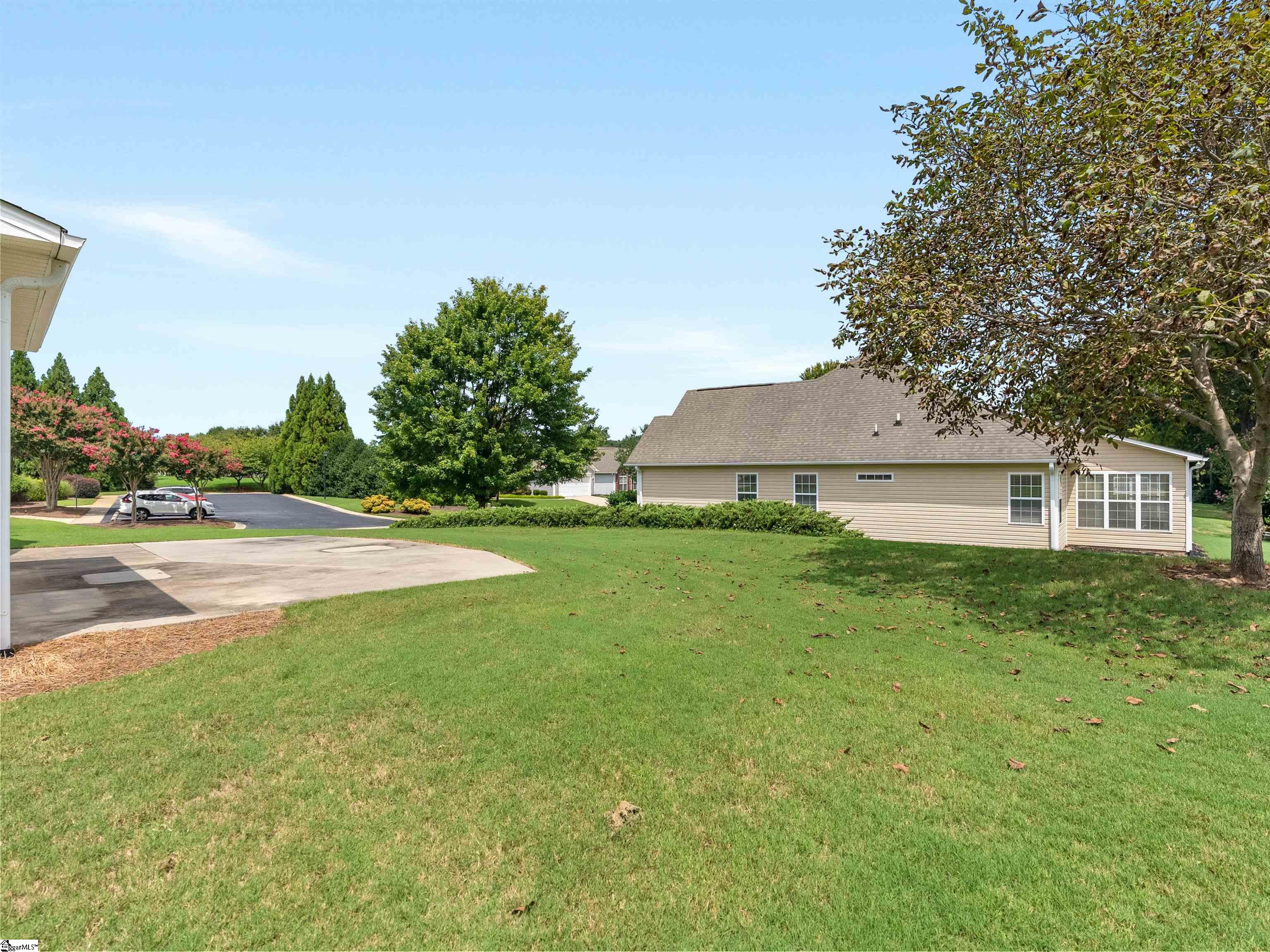 property viewer photo 35