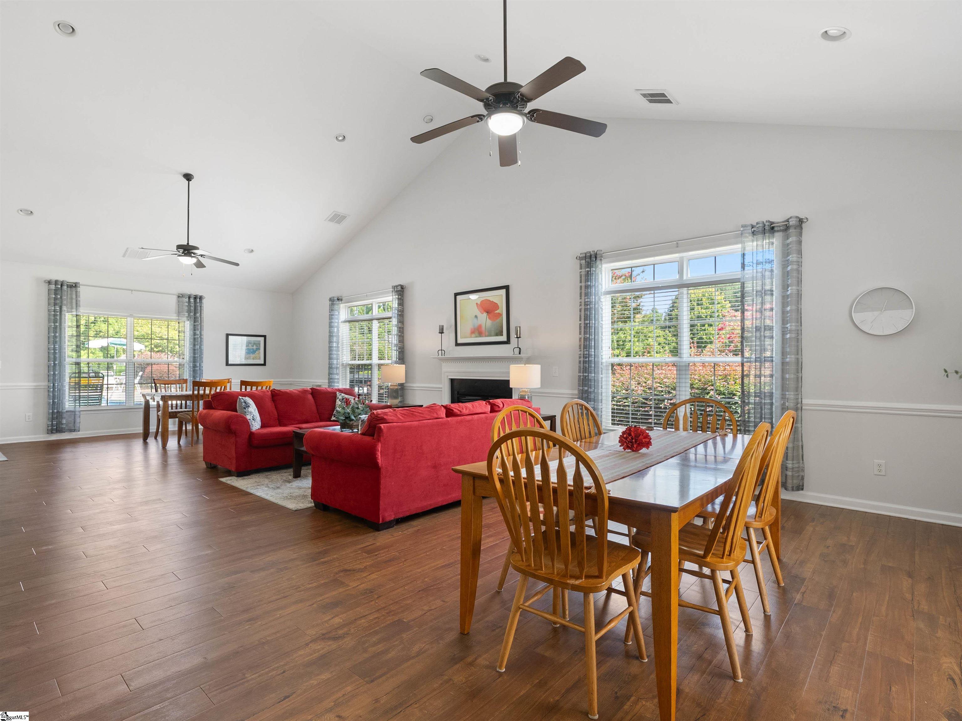 property viewer photo 41