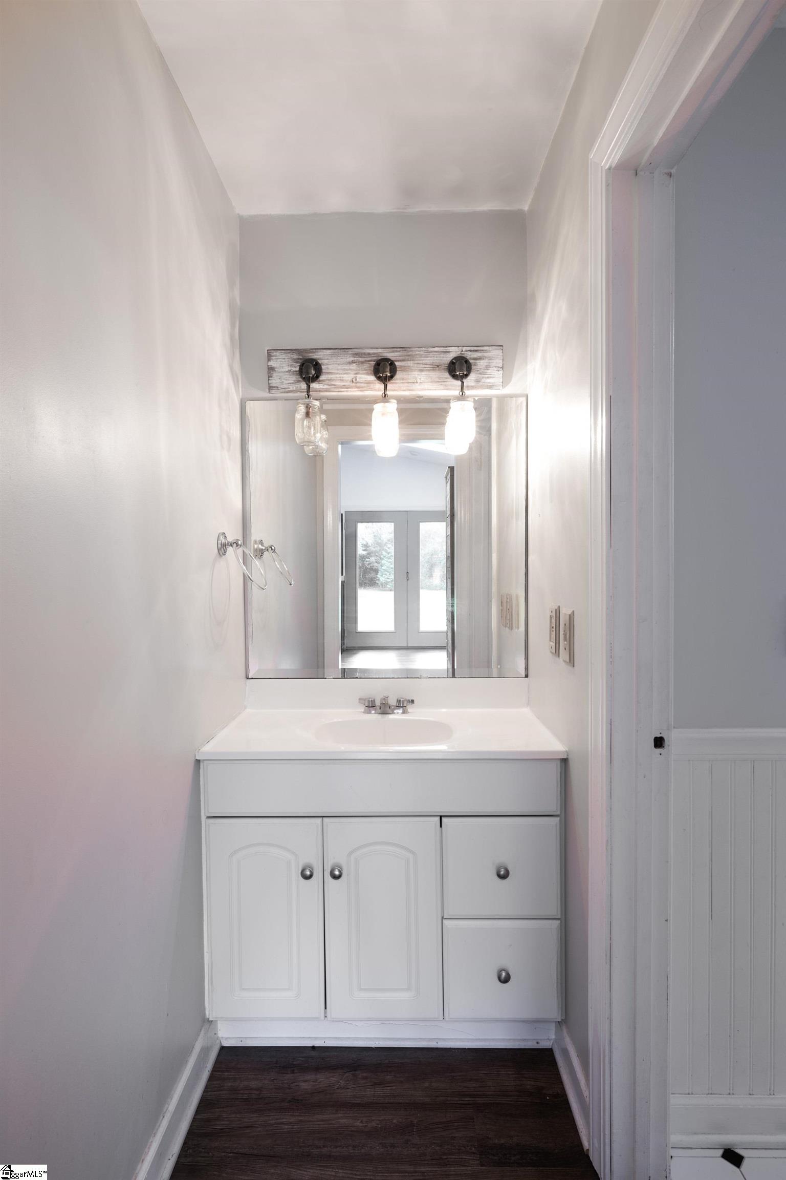 property viewer photo 13