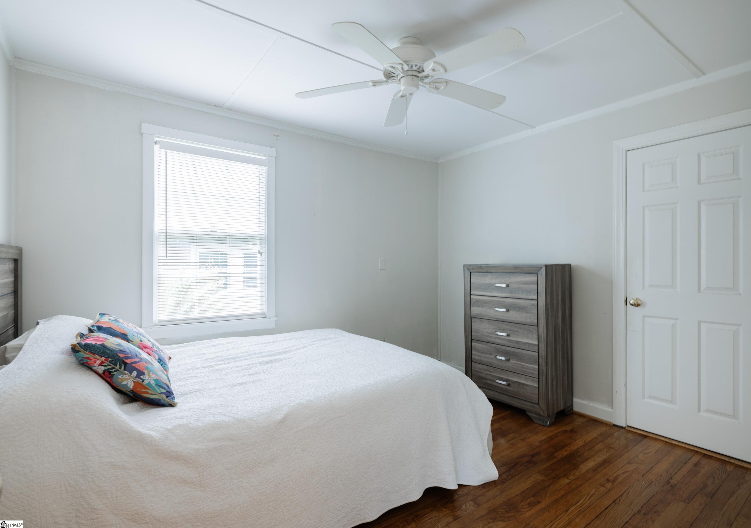 property viewer photo 17