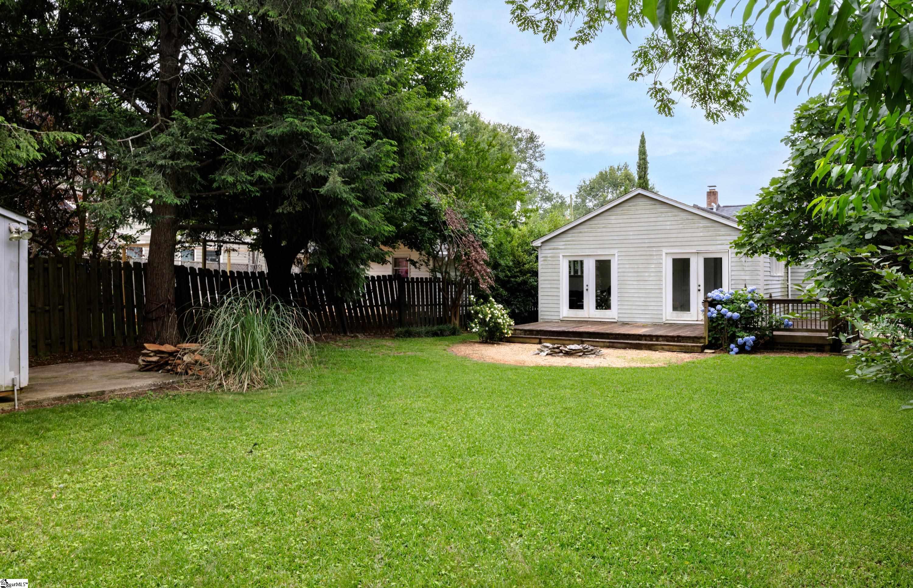 property viewer photo 22