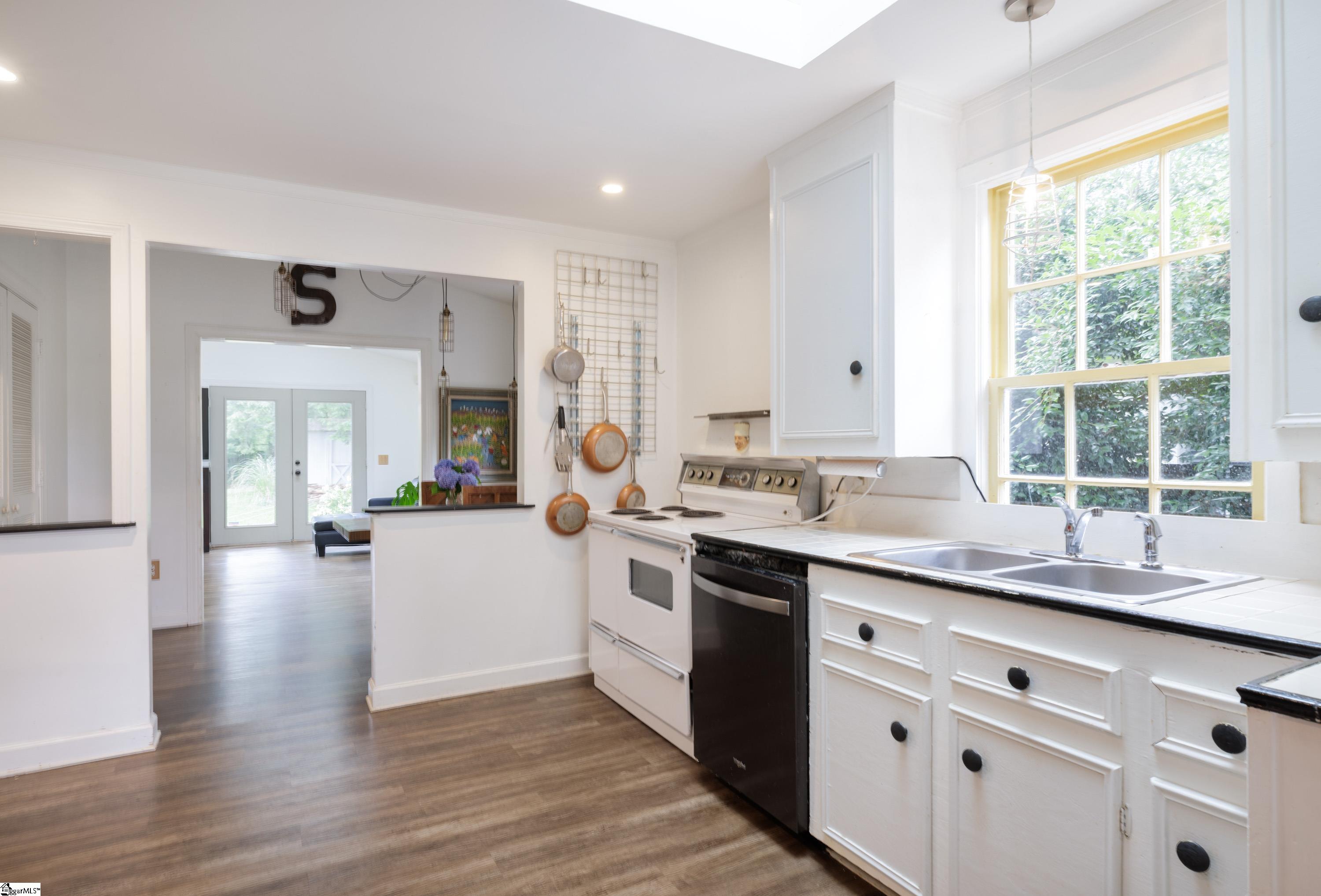 property viewer photo 5