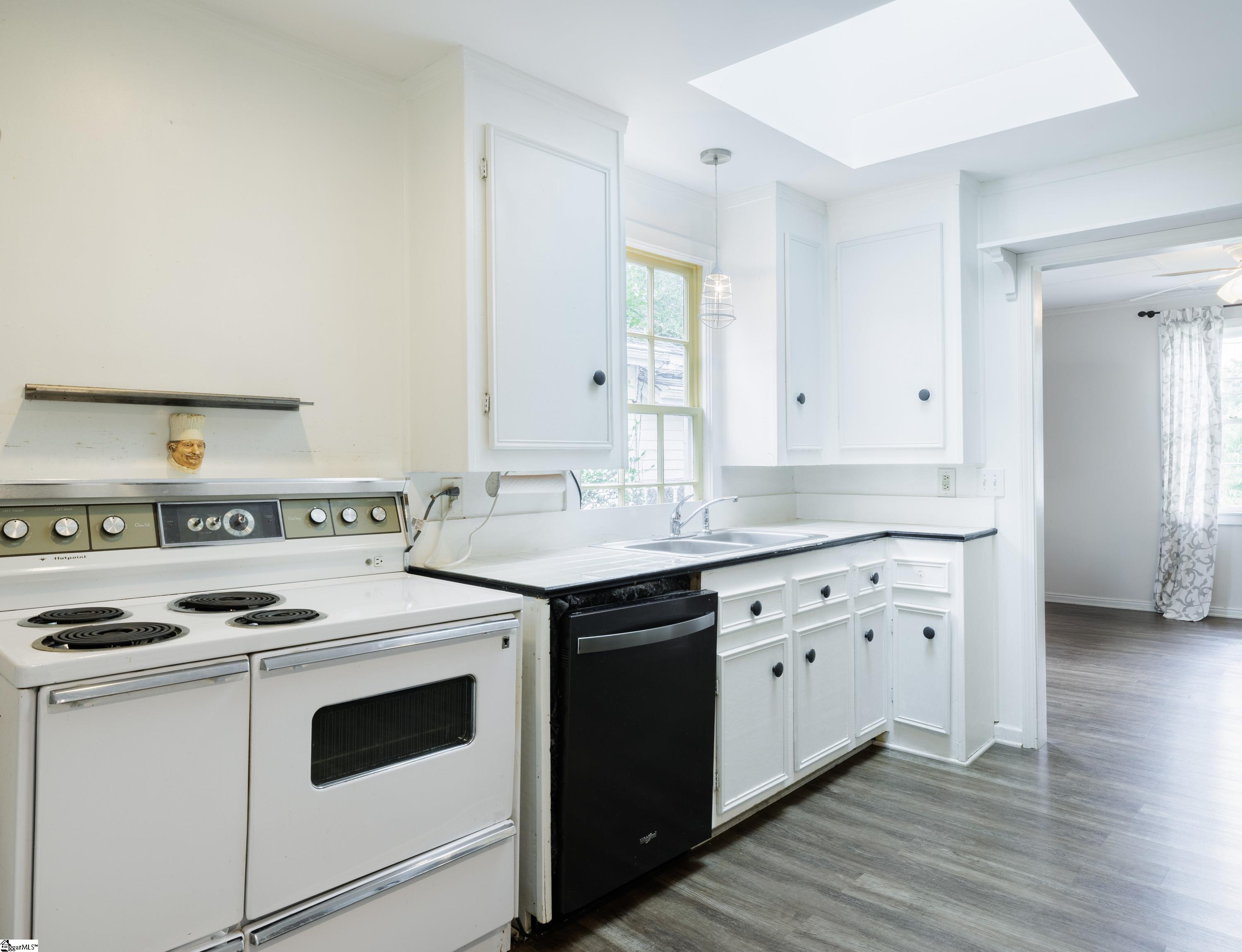 property viewer photo 6