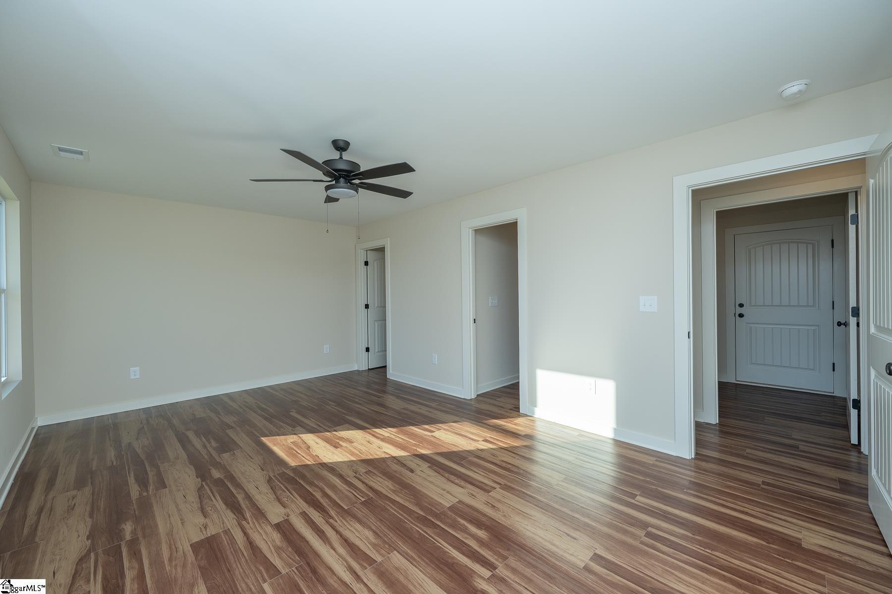 property viewer photo 14