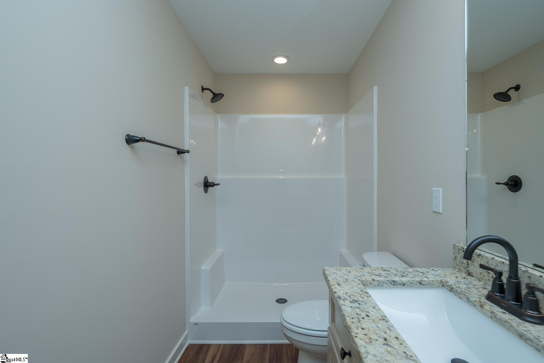 property viewer photo 18